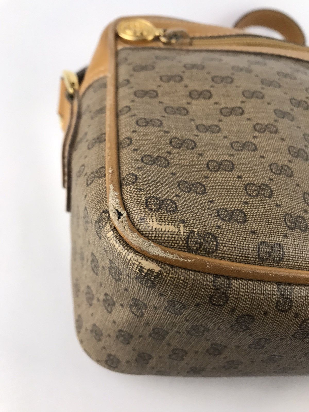 Gucci 🔥Rare 🔥Authentic Vintage Gucci Cross body bag Size ONE SIZE - 10 Thumbnail