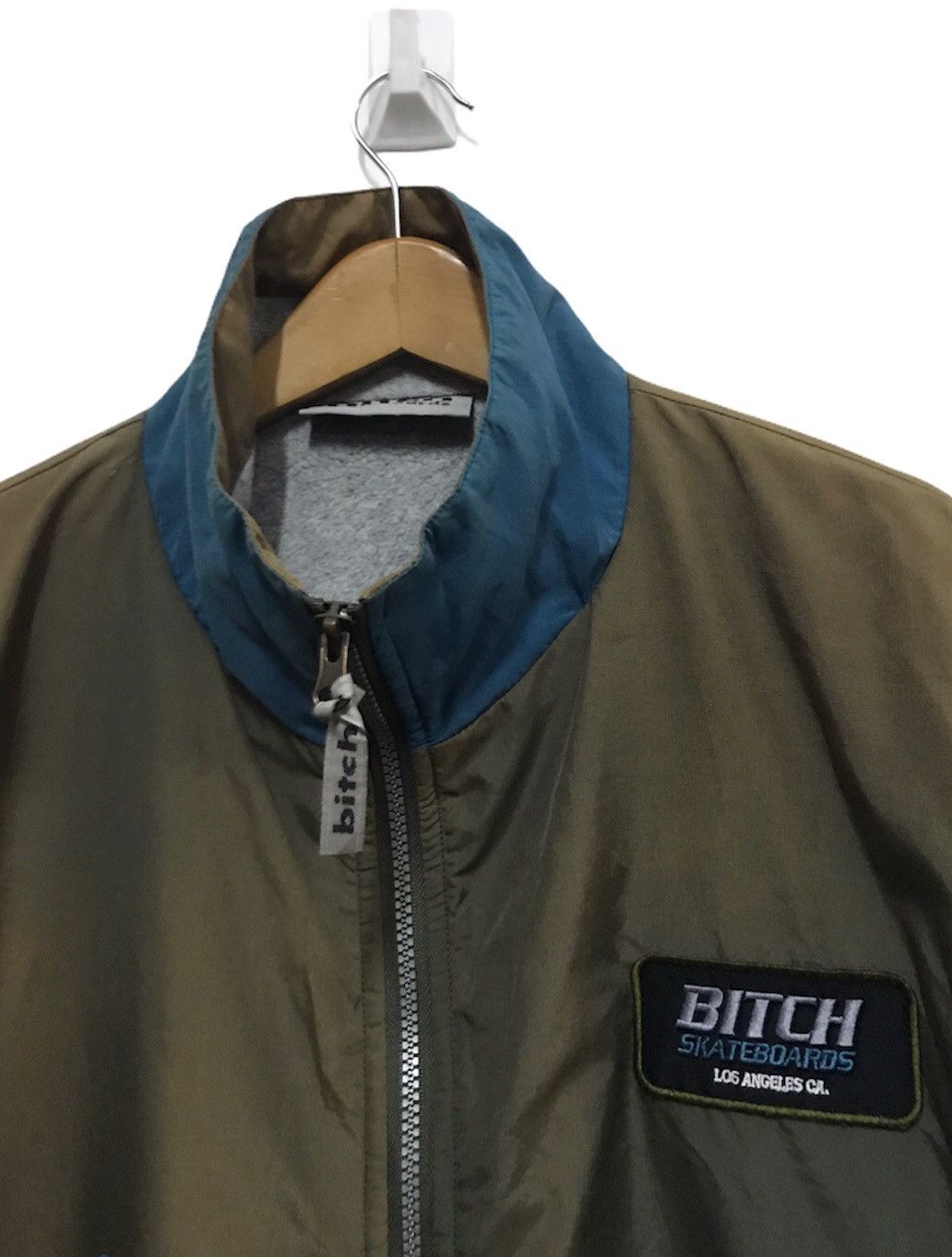 Vintage vintage Bitch skateboards zipper jacket Size US M / EU 48-50 / 2 - 6 Thumbnail
