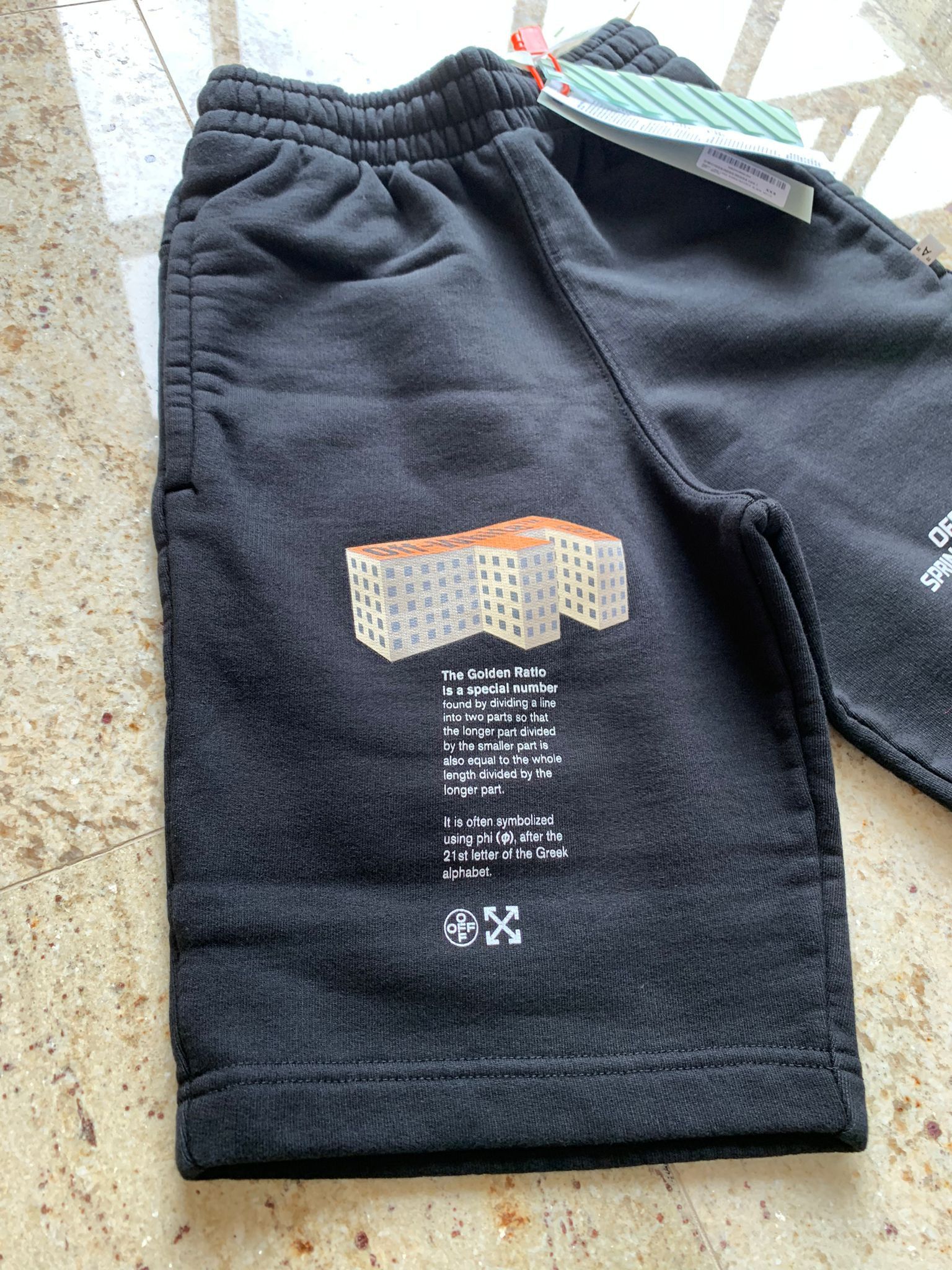Off-White Wavy Line Logo Sweat Shorts Size US 26 / EU 42 - 4 Thumbnail