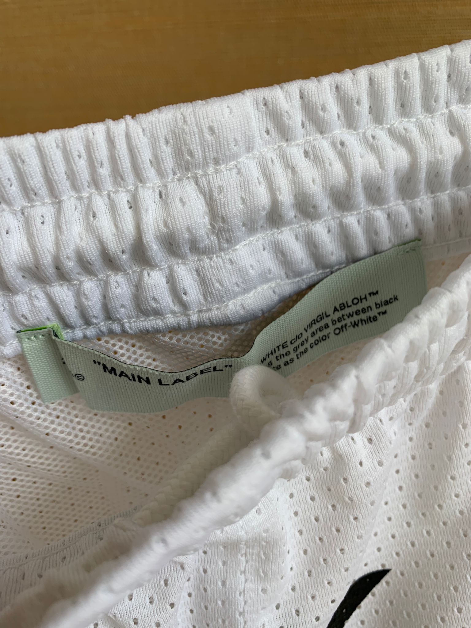 Off-White Harry the Bunny Mesh Shorts Size US 30 / EU 46 - 7 Thumbnail