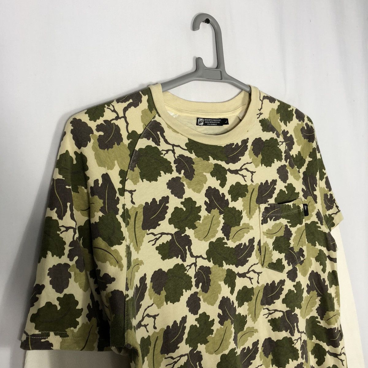 Vintage × Xlarge Vintage X Large Art Of Flora Single Pocket Skate Styles Tee Size US L / EU 52-54 / 3 - 7 Thumbnail