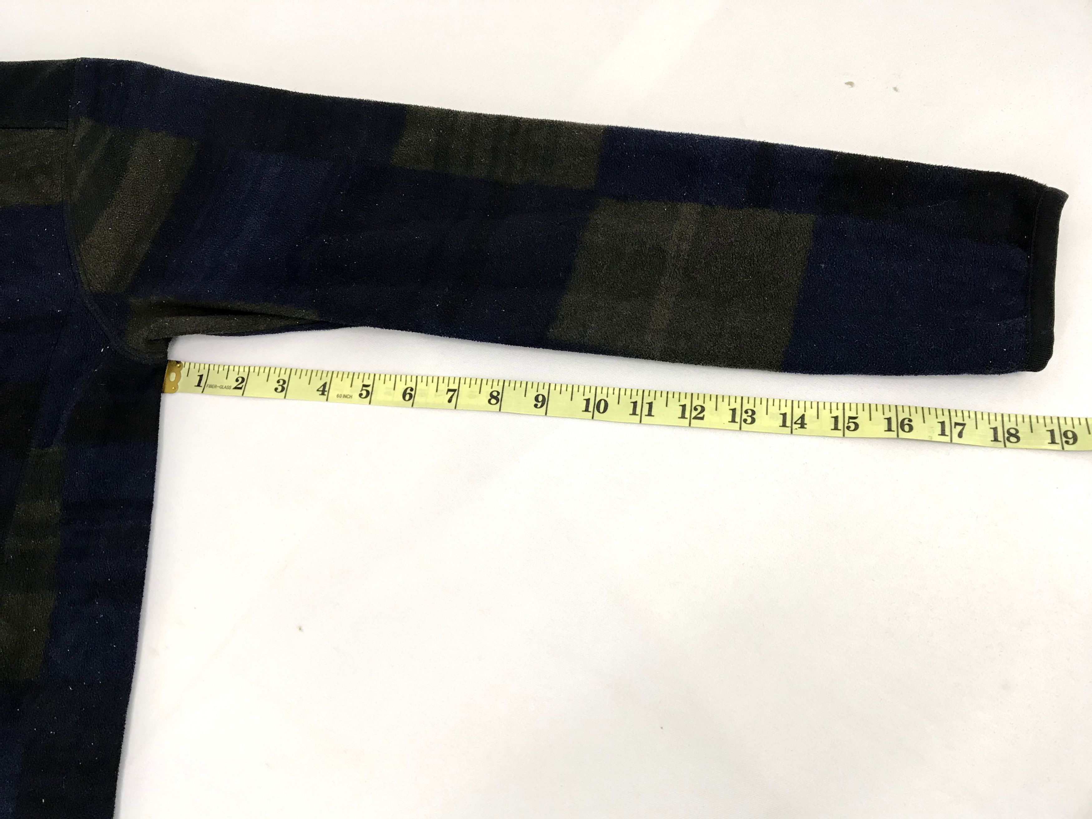 Japanese Brand Vintage Style Uniqlo Tartan Plaid Checked Fleece Sherpa Size US M / EU 48-50 / 2 - 11 Thumbnail
