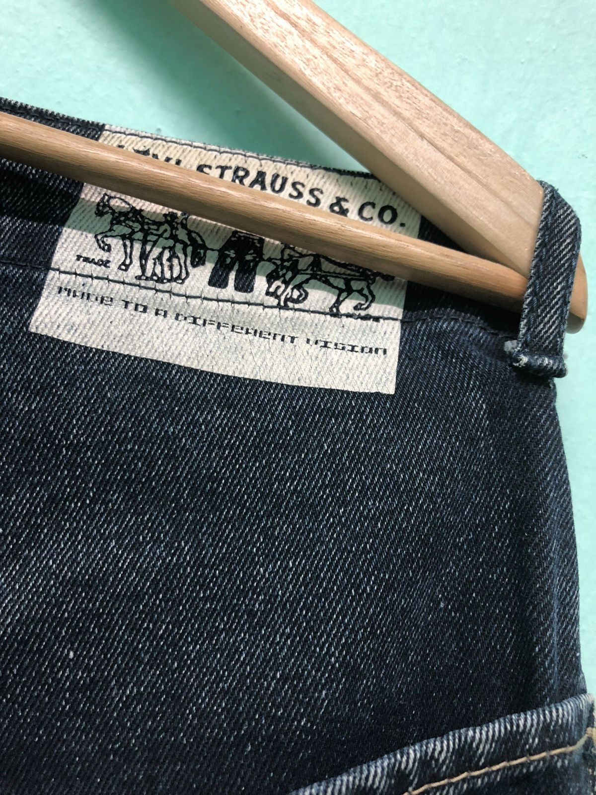 Levi's × Vintage VINTAGE 90s LEVIS RED INDIGO DYE DENIM JEANS Size US 33 - 4 Thumbnail
