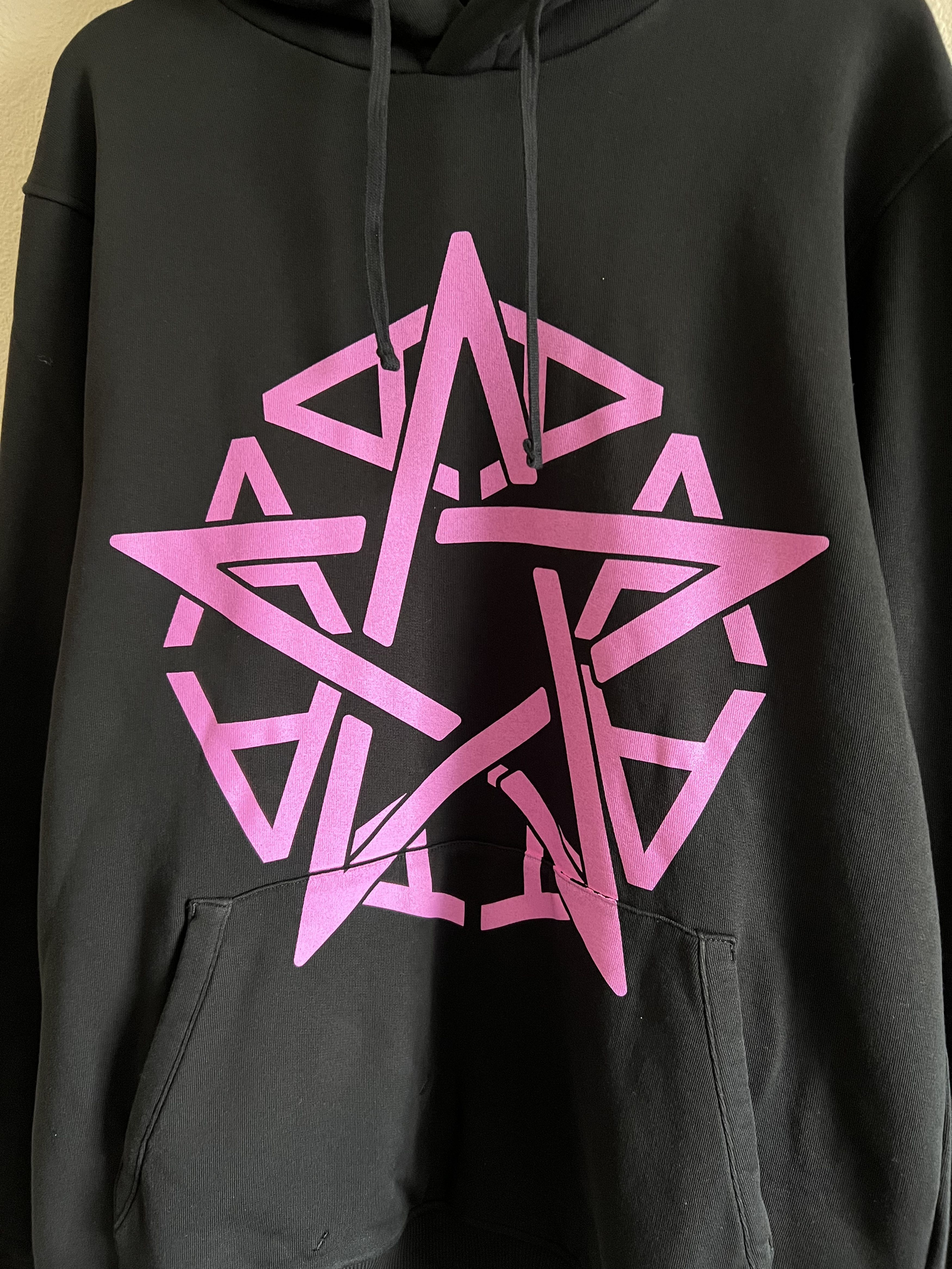 1017 ALYX 9SM × Destroy Lonely Destroy Lonely 1017 Alyx 9SM Hoodie in Black Size US XL / EU 56 / 4 - 3 Thumbnail