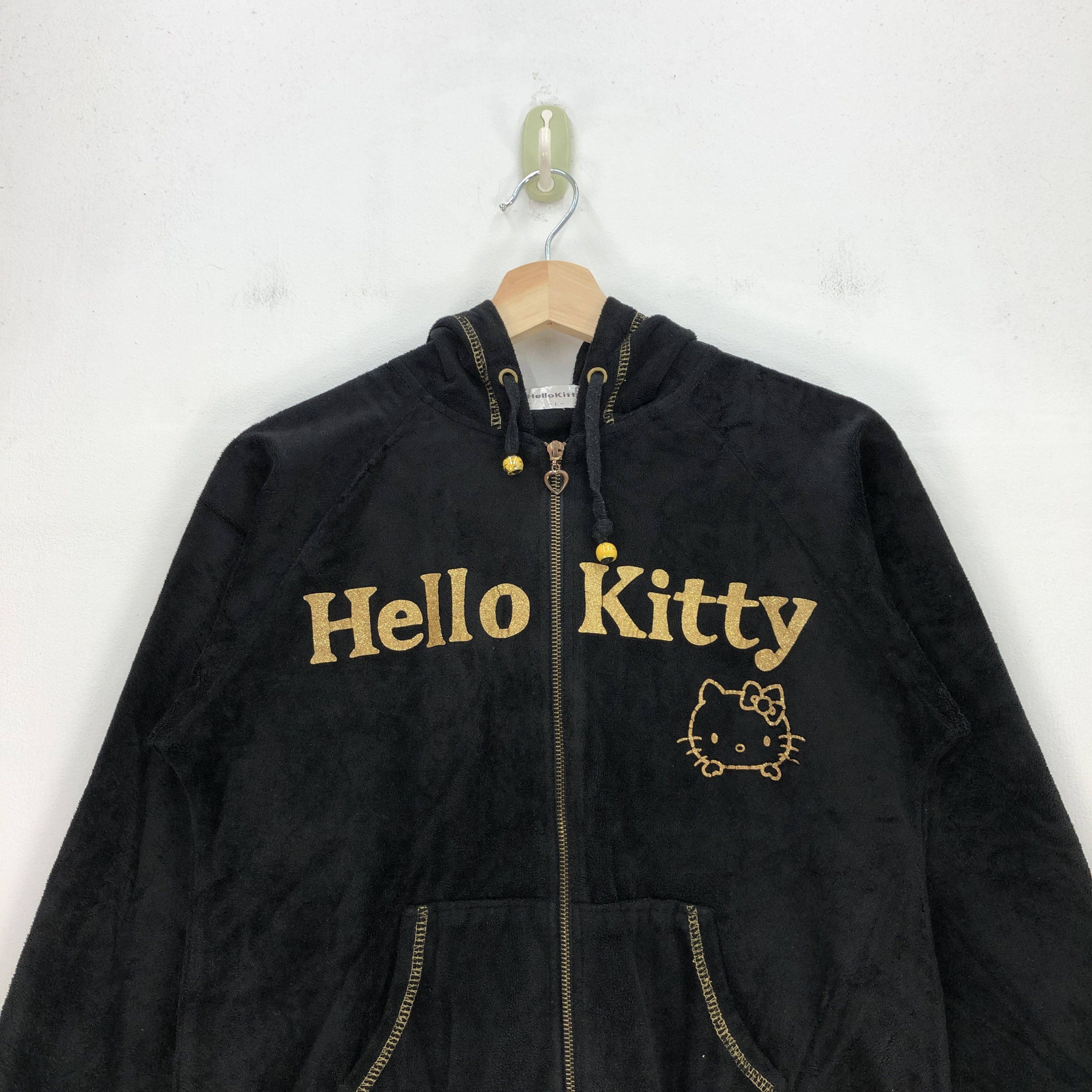 Anime × Japanese Brand × Vintage Hello Kitty Sweater Hoodie Japanese Anime Sweatshirt Hooded Size US S / EU 44-46 / 1 - 6 Thumbnail