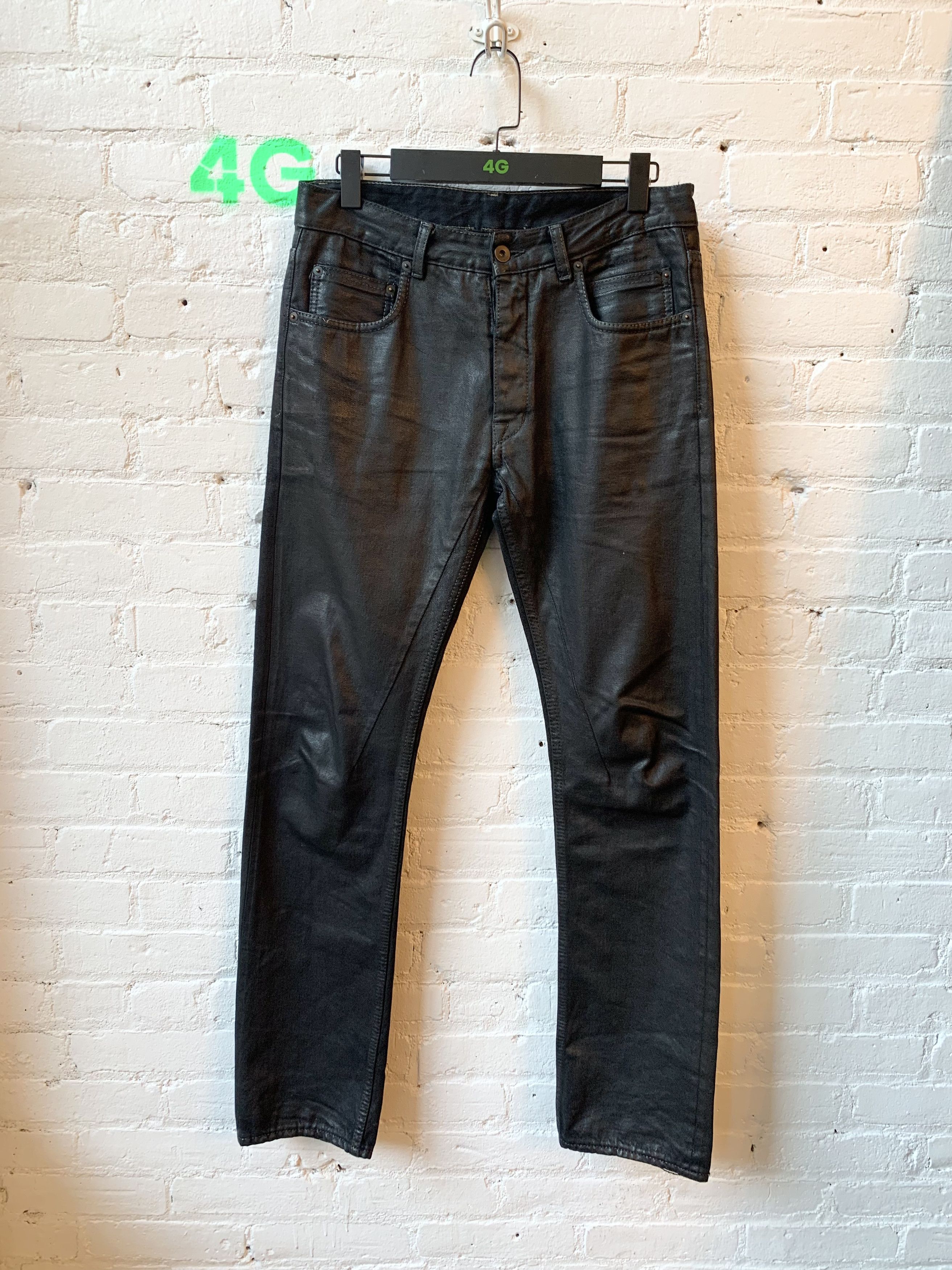 image of Rick Owens Oil Wax Denver Cut Size 31 in Black, Men's