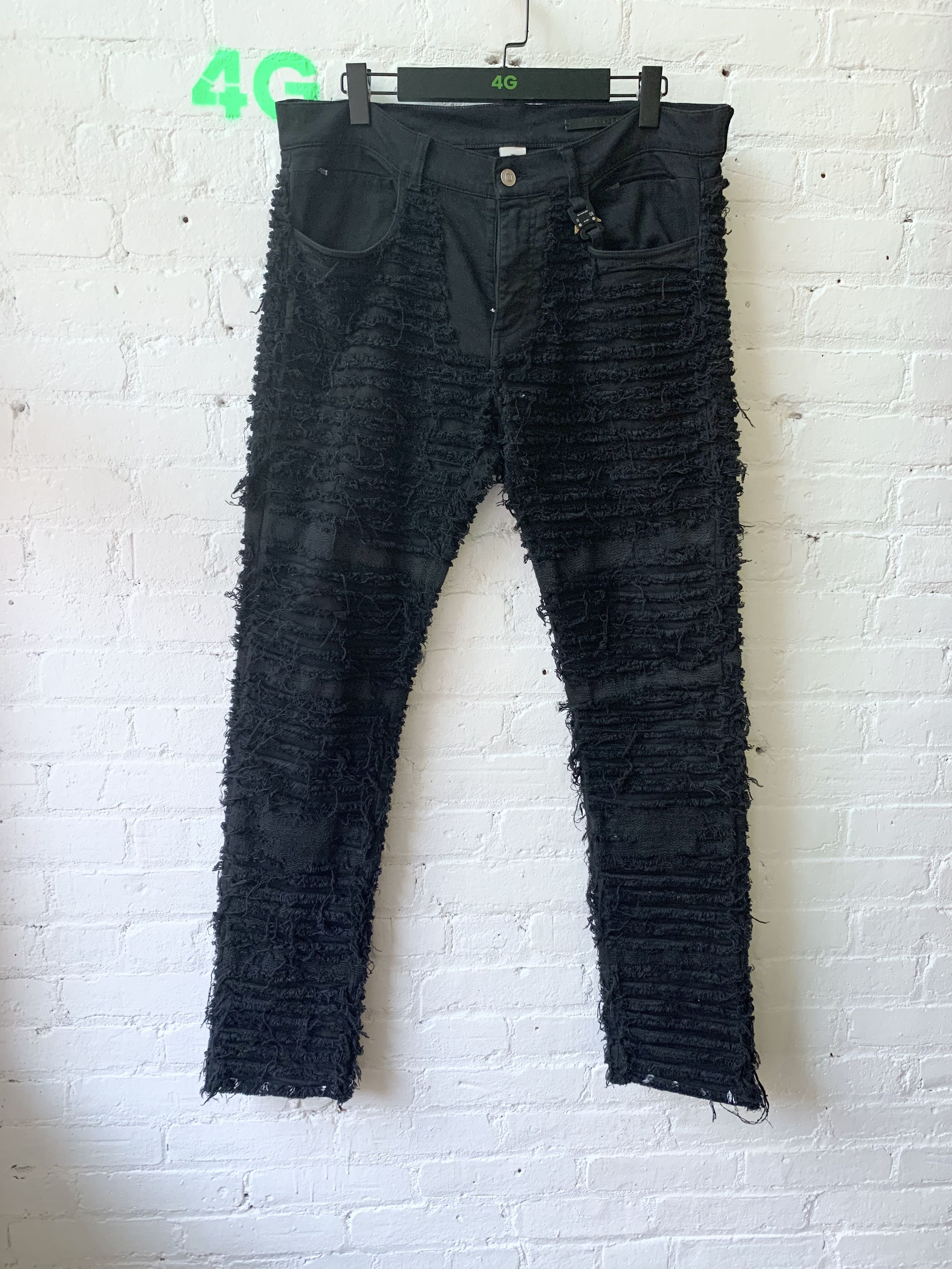 1017 ALYX 9SM × Blackmeans 1017 Alyx 9SM x Blackmeans 6pkt Black Shredded Jeans Size US 32 / EU 48 - 1 Thumbnail