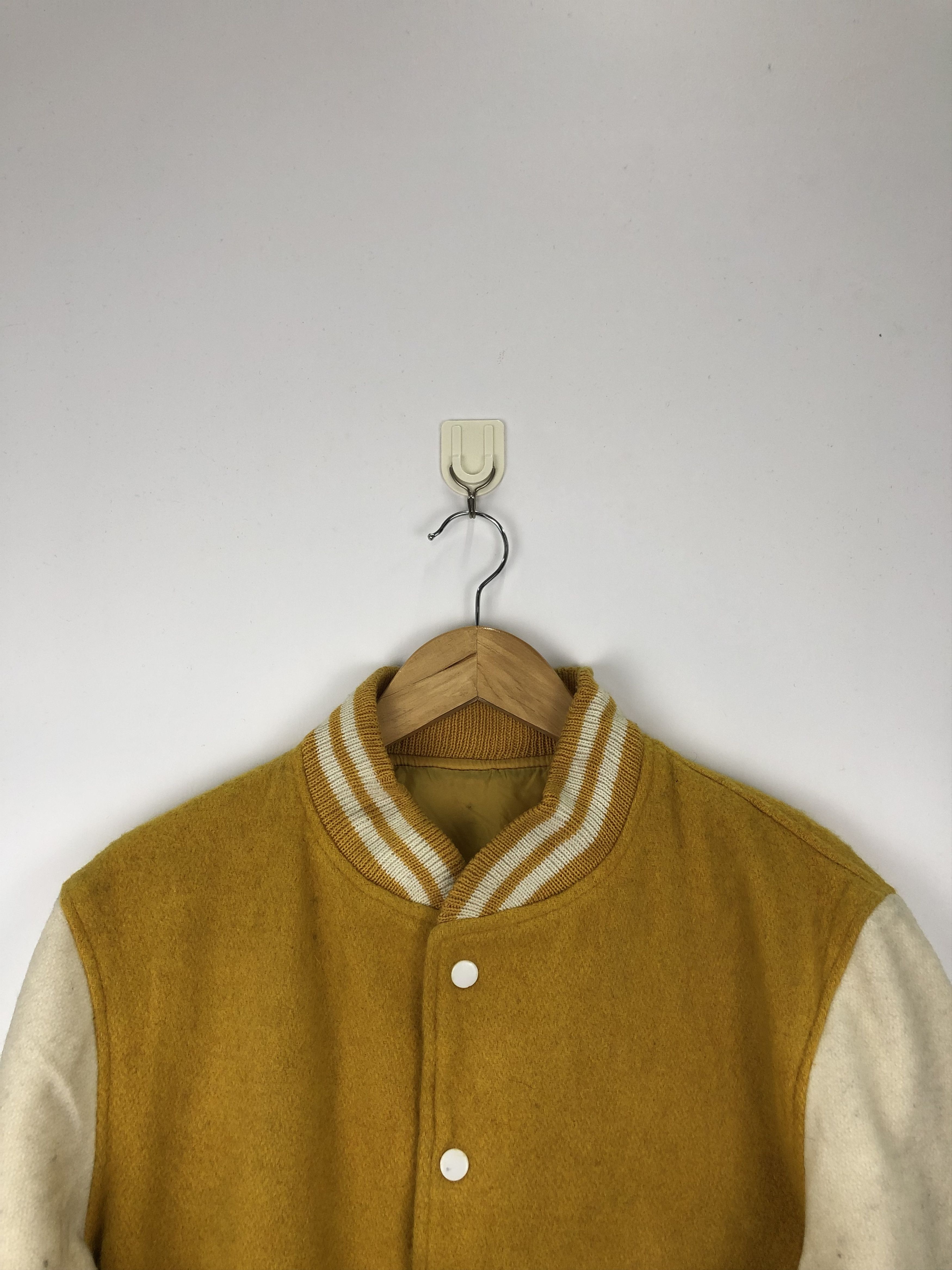 Japanese Brand Vintage 90s Japanese Brand Wool Varsity Jacket Yellow V0410 Size US M / EU 48-50 / 2 - 2 Thumbnail