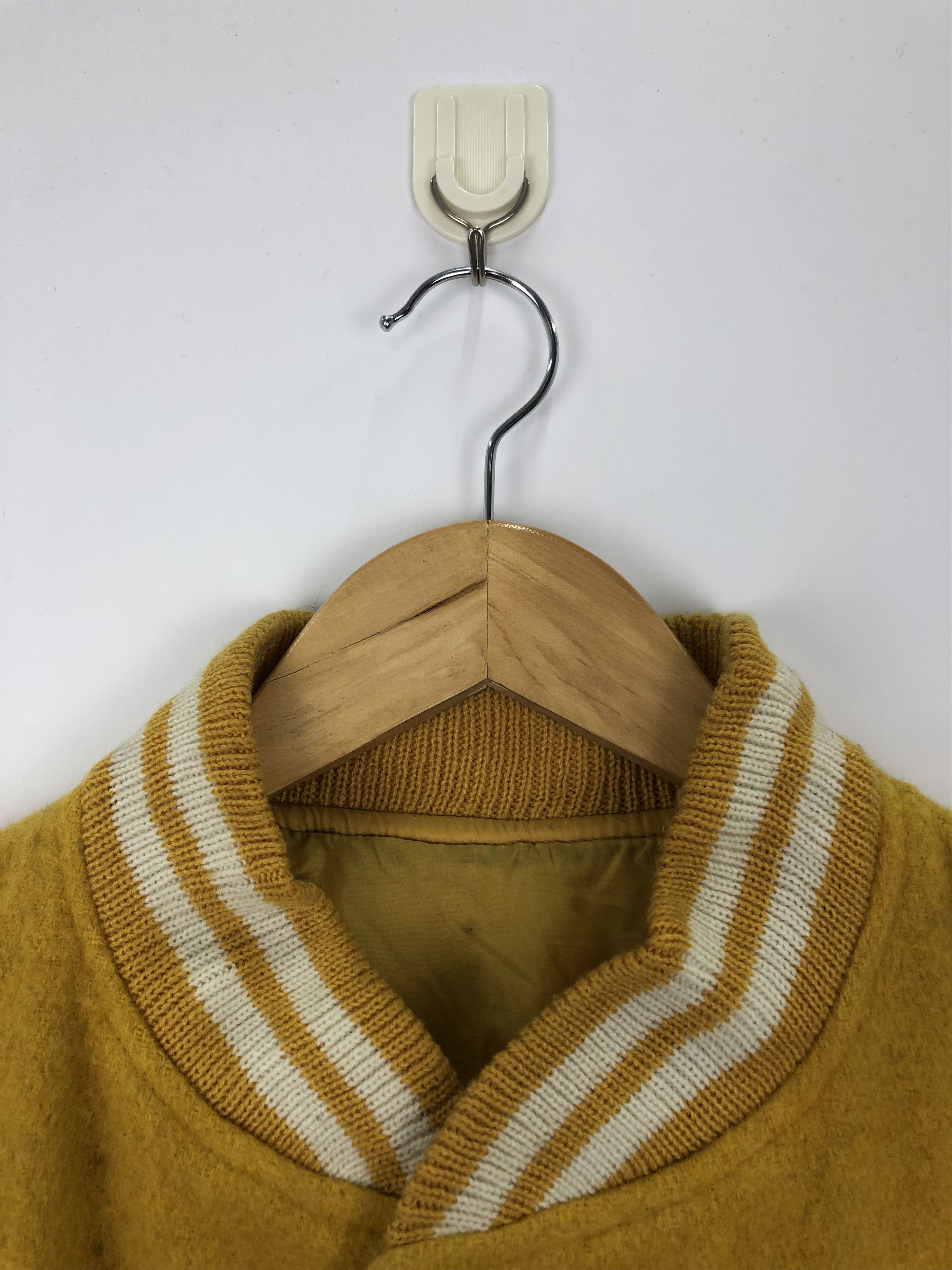 Japanese Brand Vintage 90s Japanese Brand Wool Varsity Jacket Yellow V0410 Size US M / EU 48-50 / 2 - 5 Thumbnail