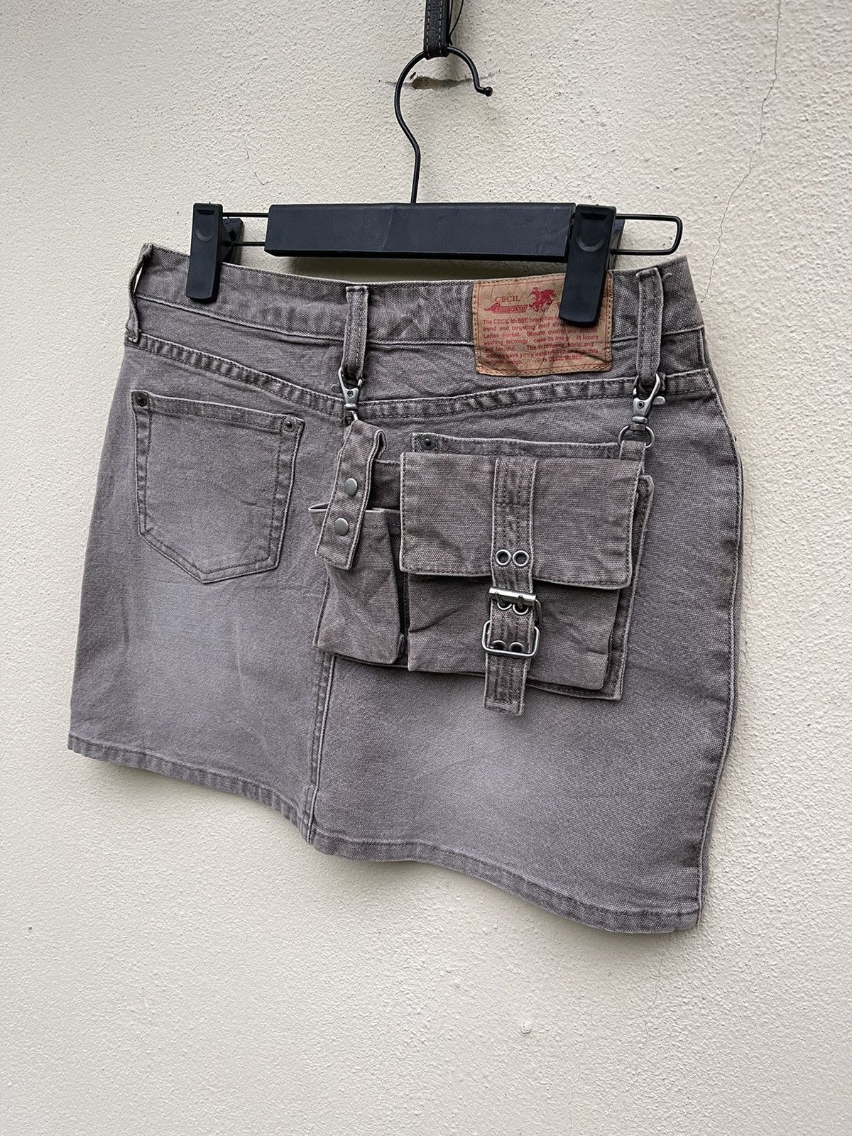 Japanese Brand Steals🔥Cecil McBee Utilities Street Mini Skirt Size 27" / US 4 / IT 40 - 1 Thumbnail