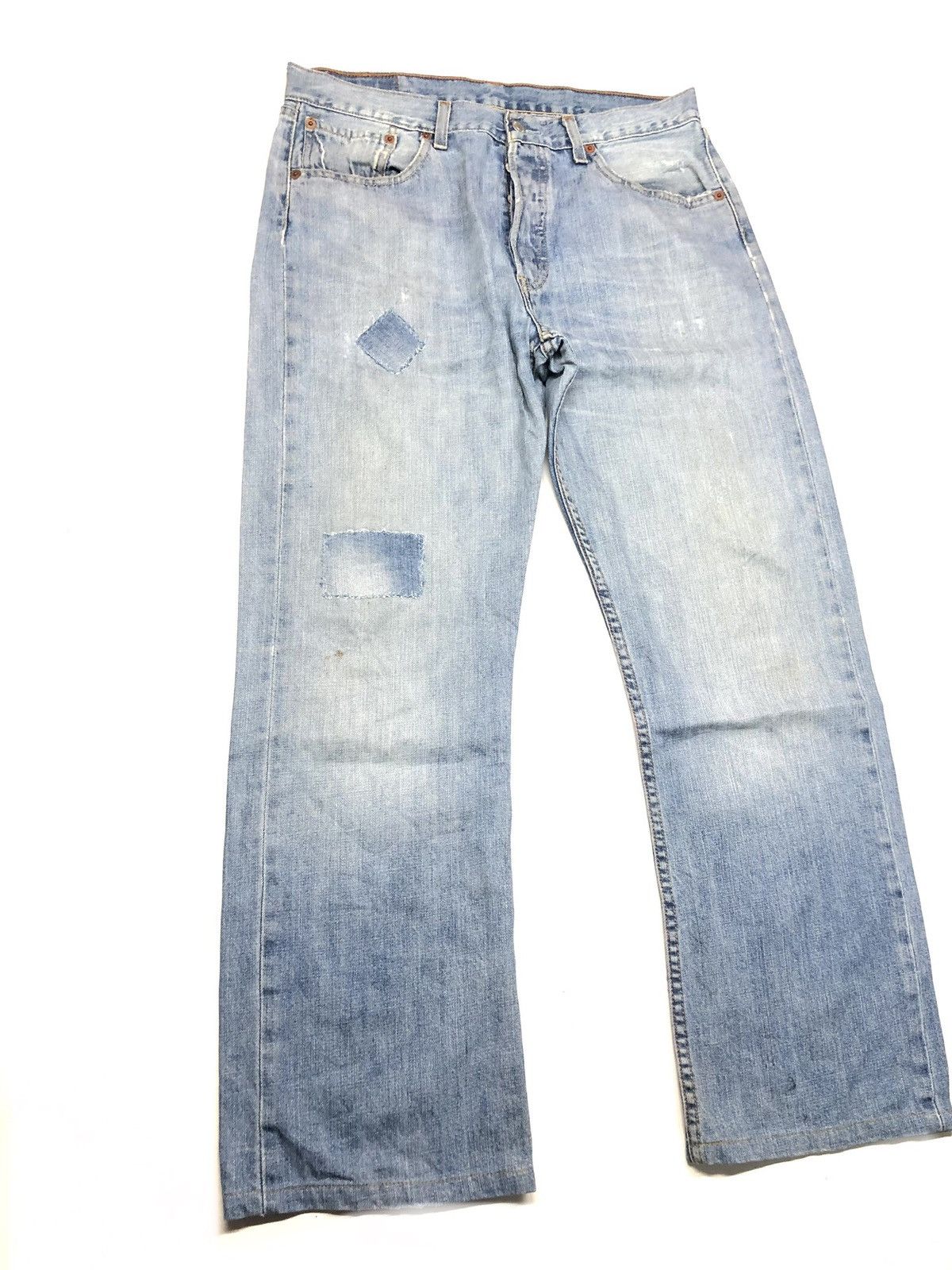 Levi's × Vintage VINTAGE LEVI’S 501 LIGHT BLUE WASH DISSTRESSED DENIM Size US 32 / EU 48 - 3 Thumbnail