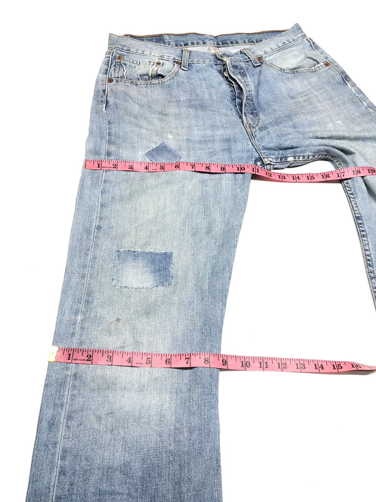 Levi's × Vintage VINTAGE LEVI’S 501 LIGHT BLUE WASH DISSTRESSED DENIM Size US 32 / EU 48 - 17 Thumbnail