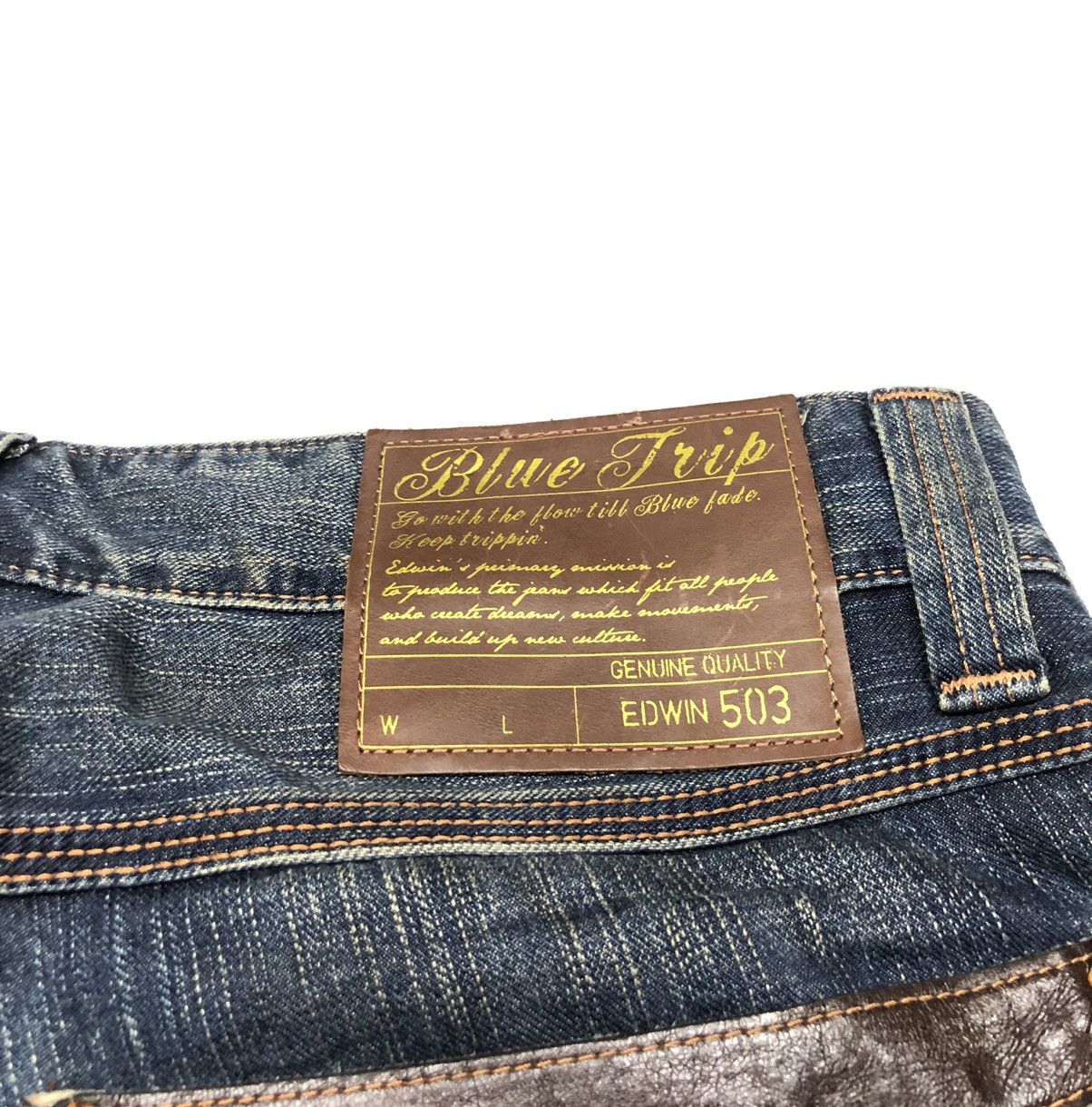 Edwin × Vintage VINTAGE EDWIN BLUE TRIP SURFING STAR SHORT DISSTRESED DENIM Size US 34 / EU 50 - 5 Thumbnail