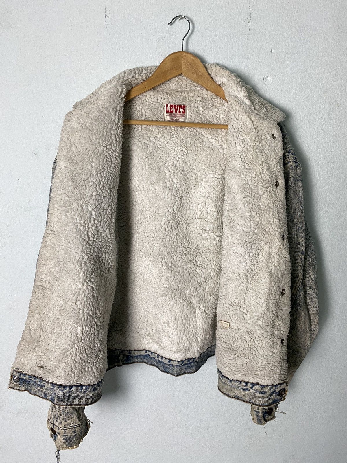 Levi's Vintage Clothing × Vintage Vintage Levis Sherpa Denim Made In Usa Jacket Size US L / EU 52-54 / 3 - 12 Thumbnail