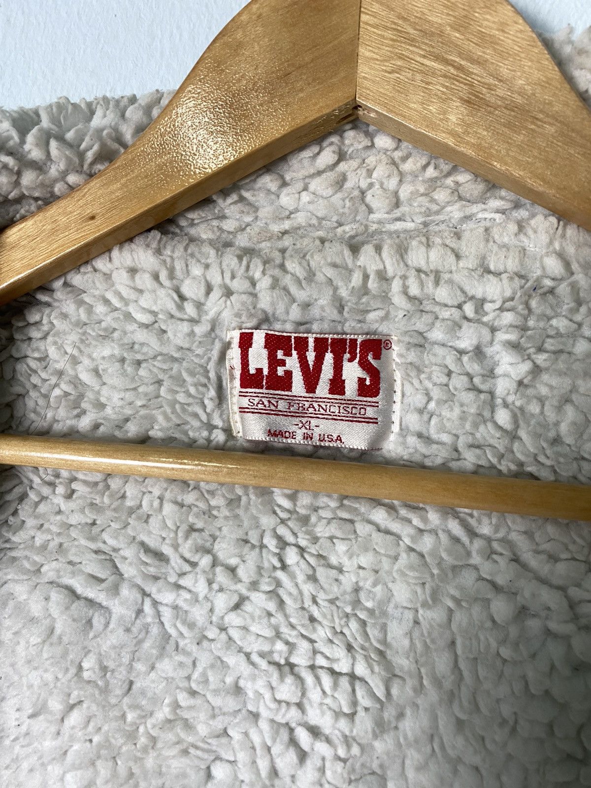 Levi's Vintage Clothing × Vintage Vintage Levis Sherpa Denim Made In Usa Jacket Size US L / EU 52-54 / 3 - 13 Thumbnail