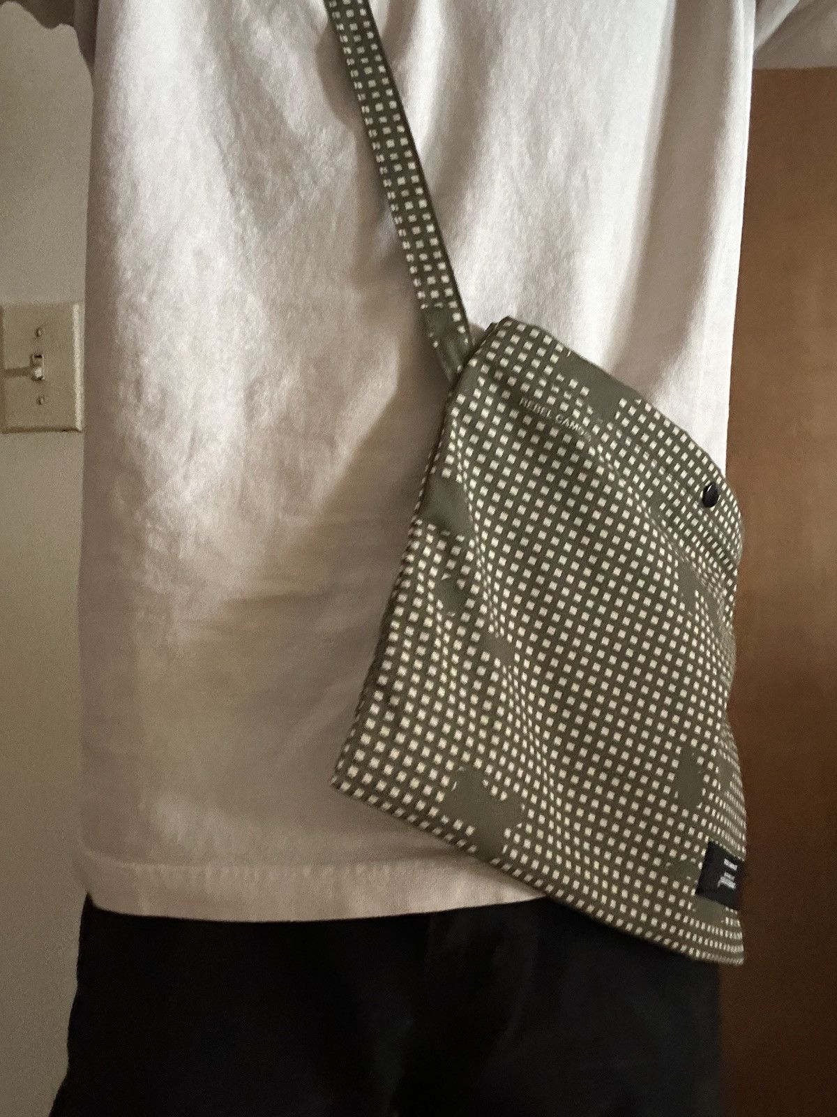 N.Hoolywood × Undercover Rebel Camo Bag Size ONE SIZE - 7 Thumbnail