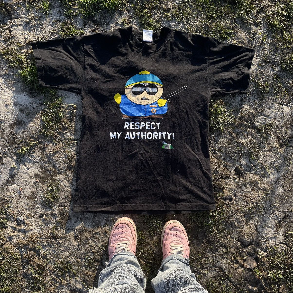 Vintage Vintage Y2K Graphic Tee Respect My Authority Skate Streetwea Size US L / EU 52-54 / 3 - 1 Thumbnail