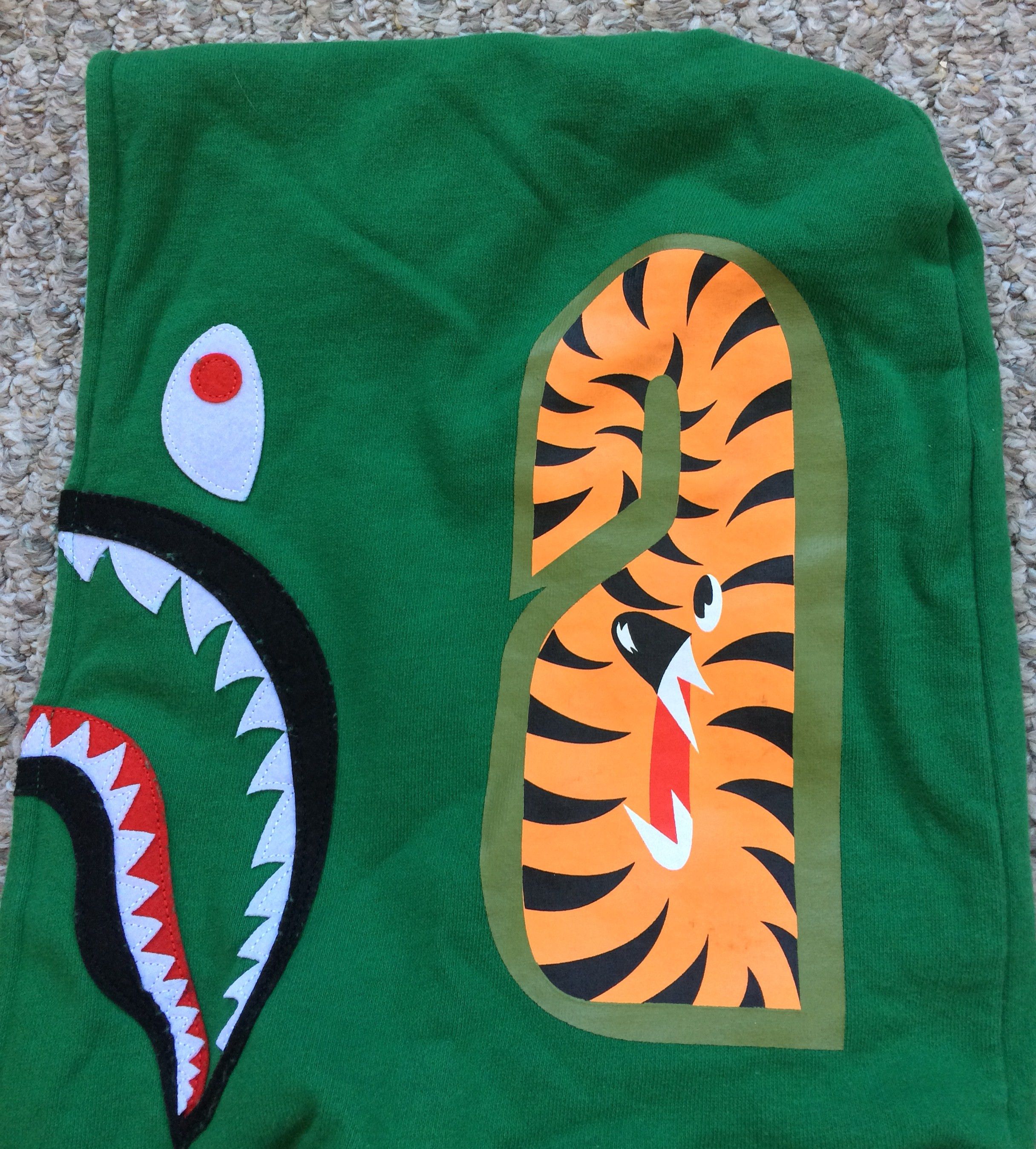 Bape Bathing Ape Green Pullover Shark Hoodie Size US XL / EU 56 / 4 - 5 Thumbnail