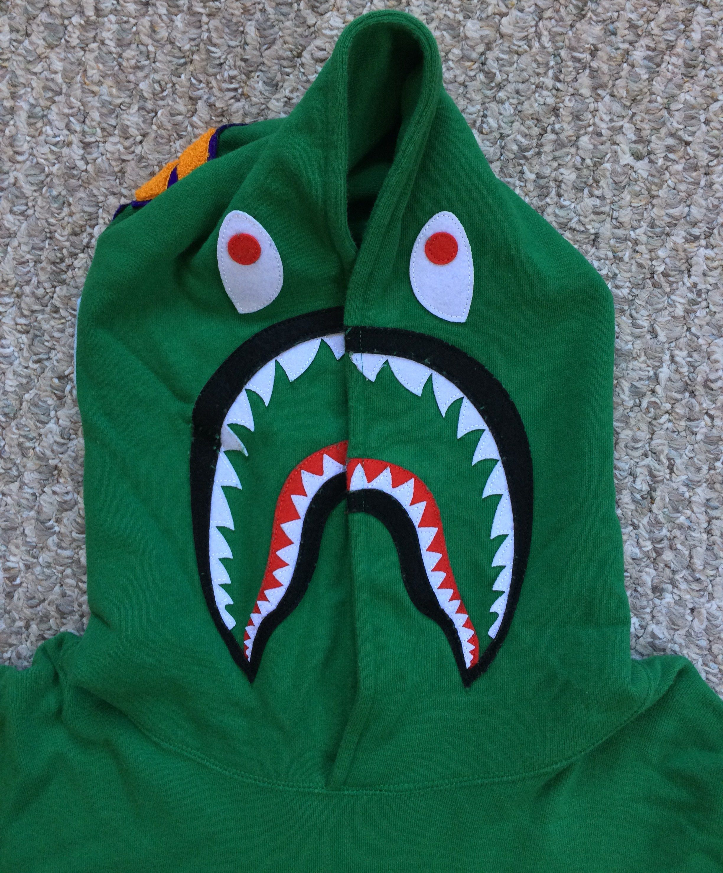 Bape Bathing Ape Green Pullover Shark Hoodie Size US XL / EU 56 / 4 - 3 Thumbnail