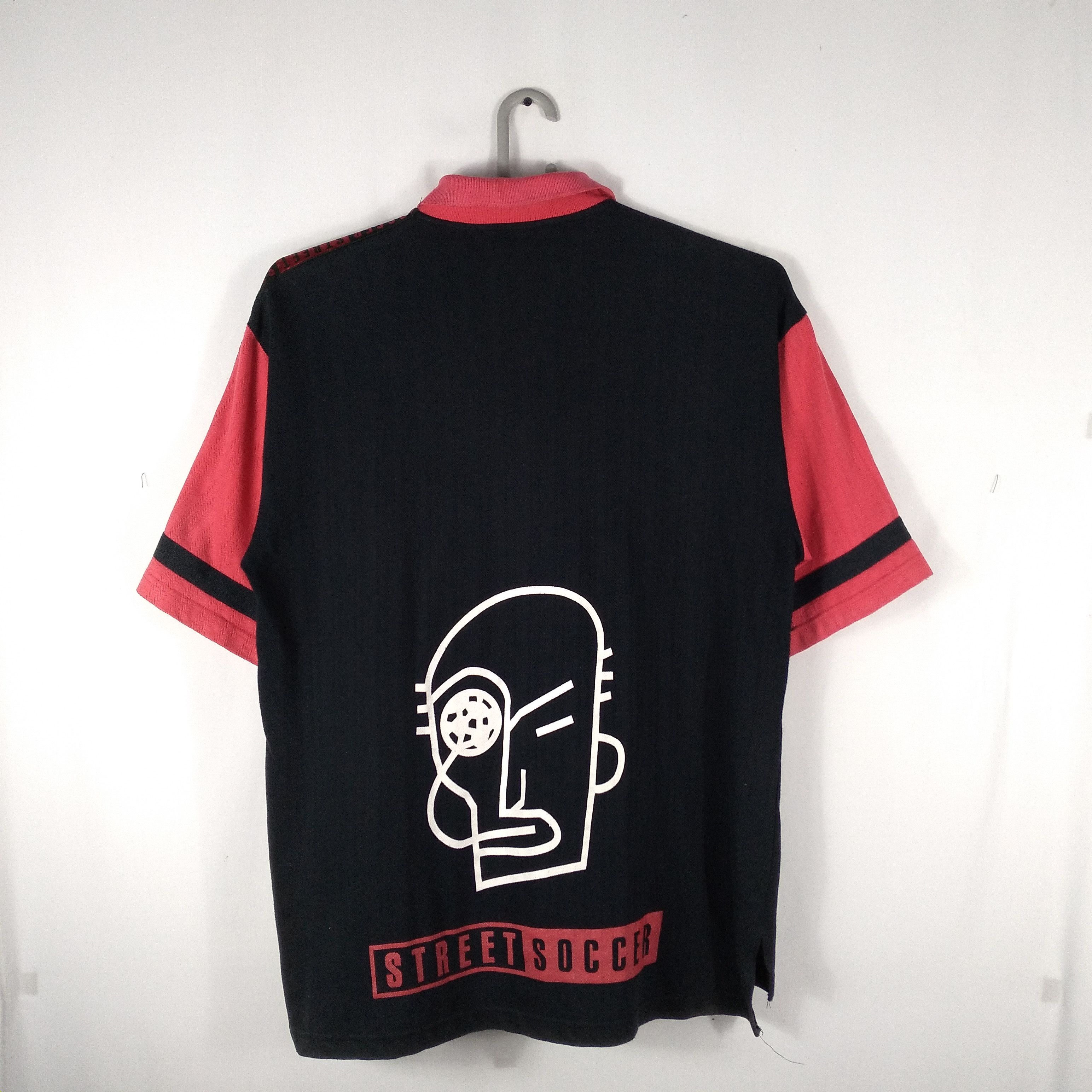 Puma × Vintage Vintage Puma Street Soccer Big Logo Side Tapped Polo Shirts Size US XL / EU 56 / 4 - 4 Thumbnail