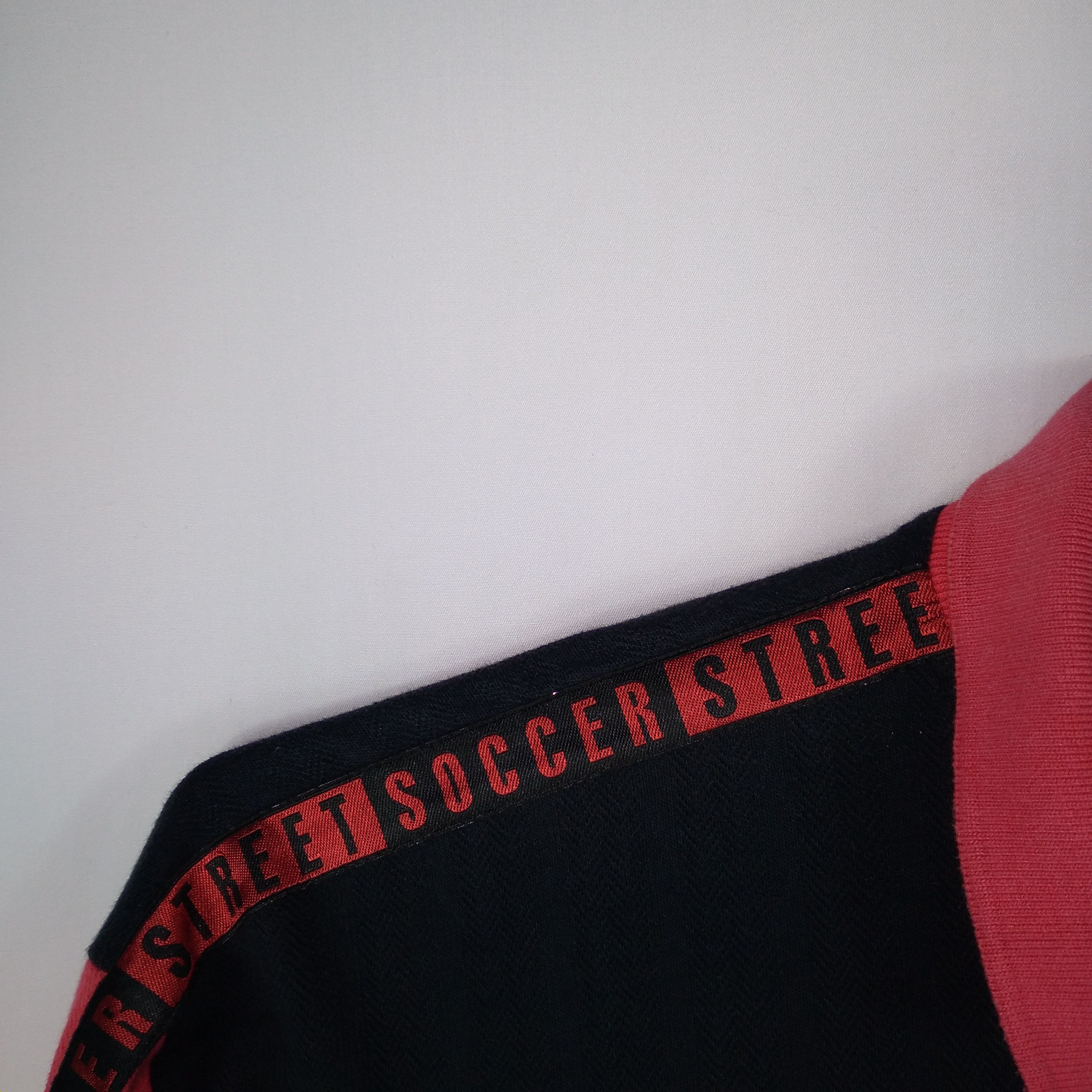Puma × Vintage Vintage Puma Street Soccer Big Logo Side Tapped Polo Shirts Size US XL / EU 56 / 4 - 9 Thumbnail