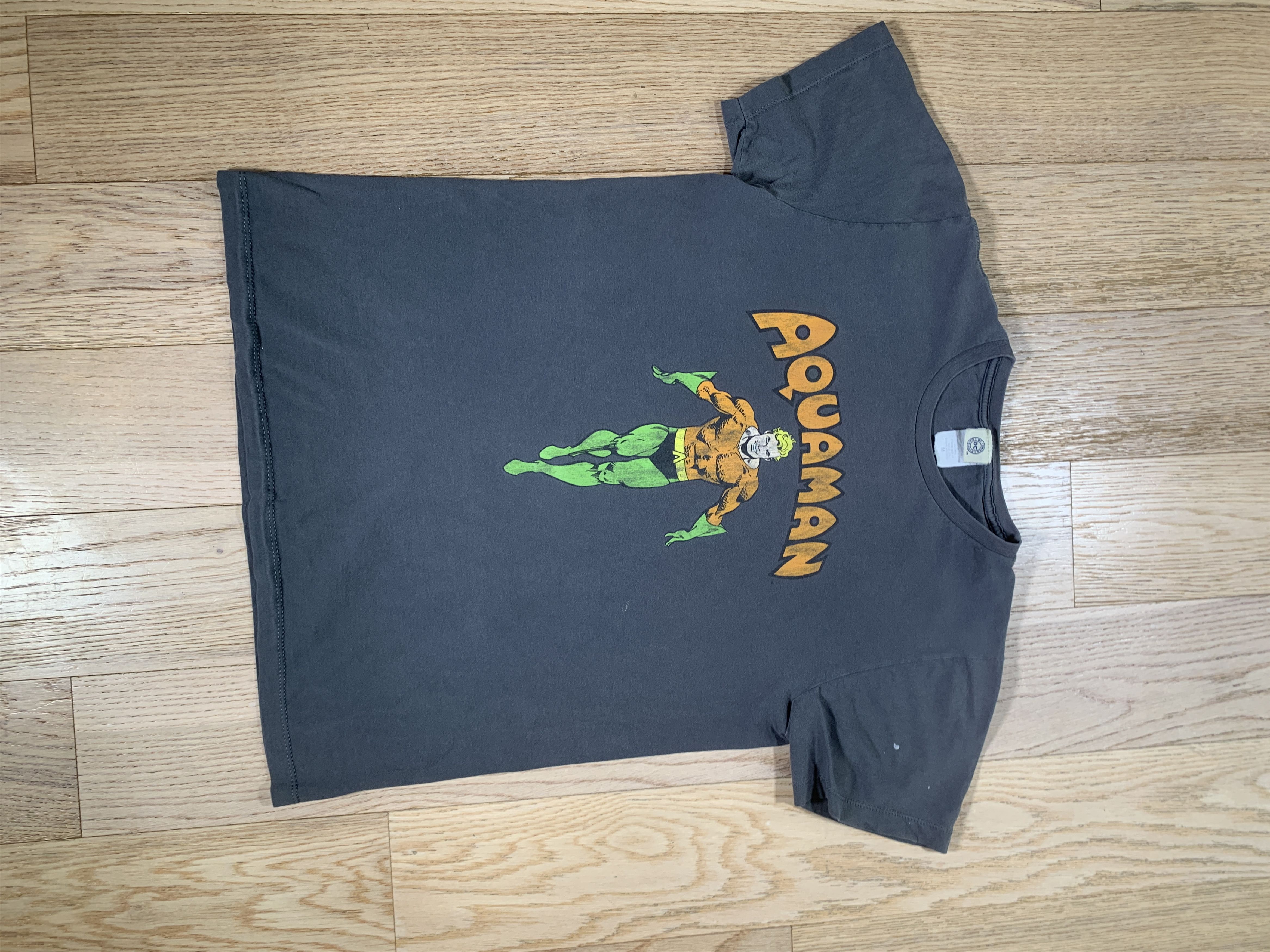 Cartoon Network × DC Comics × Vintage Vintage Y2K 2006 Aquaman dc Comics T shirt Size US M / EU 48-50 / 2 - 1 Thumbnail