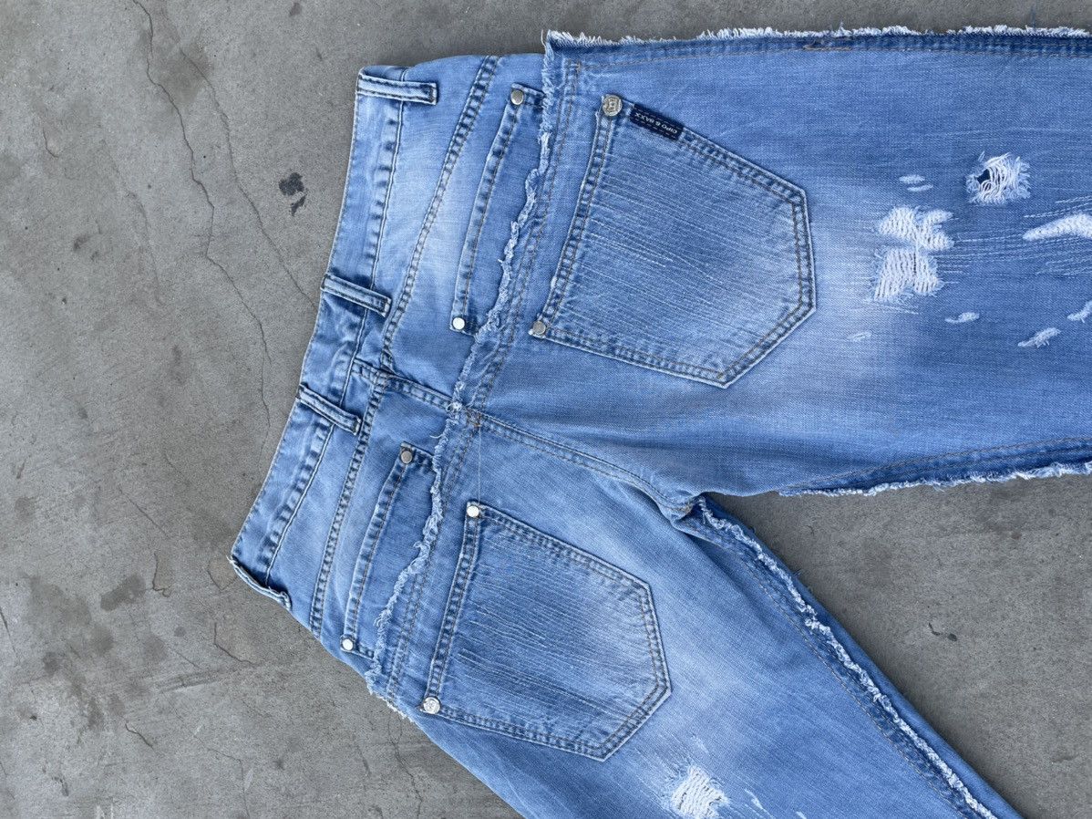 Vintage Japanese brand Cipo&Baxx blue distressed jeans