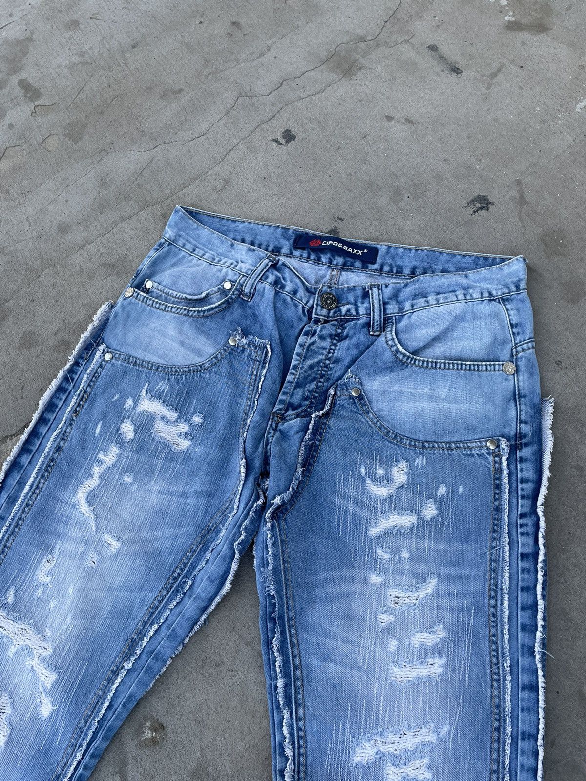 Vintage Japanese brand Cipo&Baxx blue distressed jeans