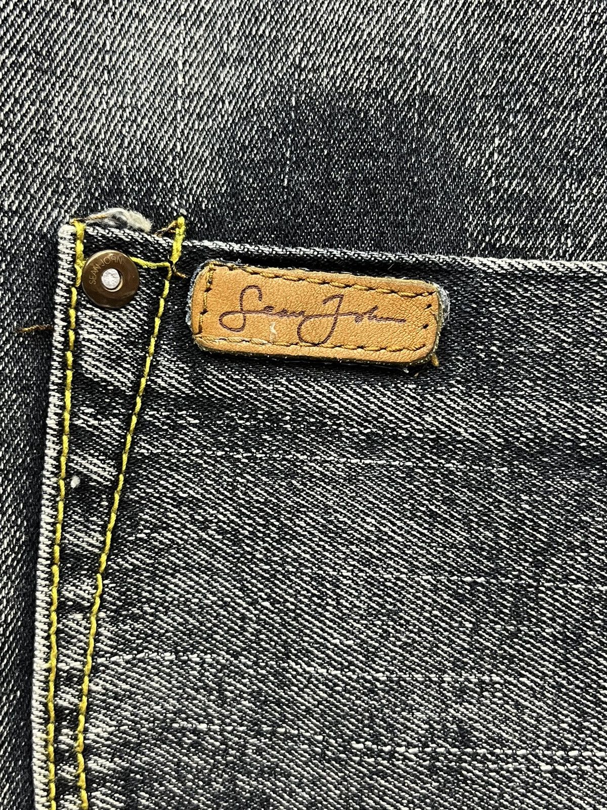 Sean John 90’s SEAN JOHN Tribal Embroidered Off Black Loose Fit Denim Size US 34 / EU 50 - 5 Thumbnail
