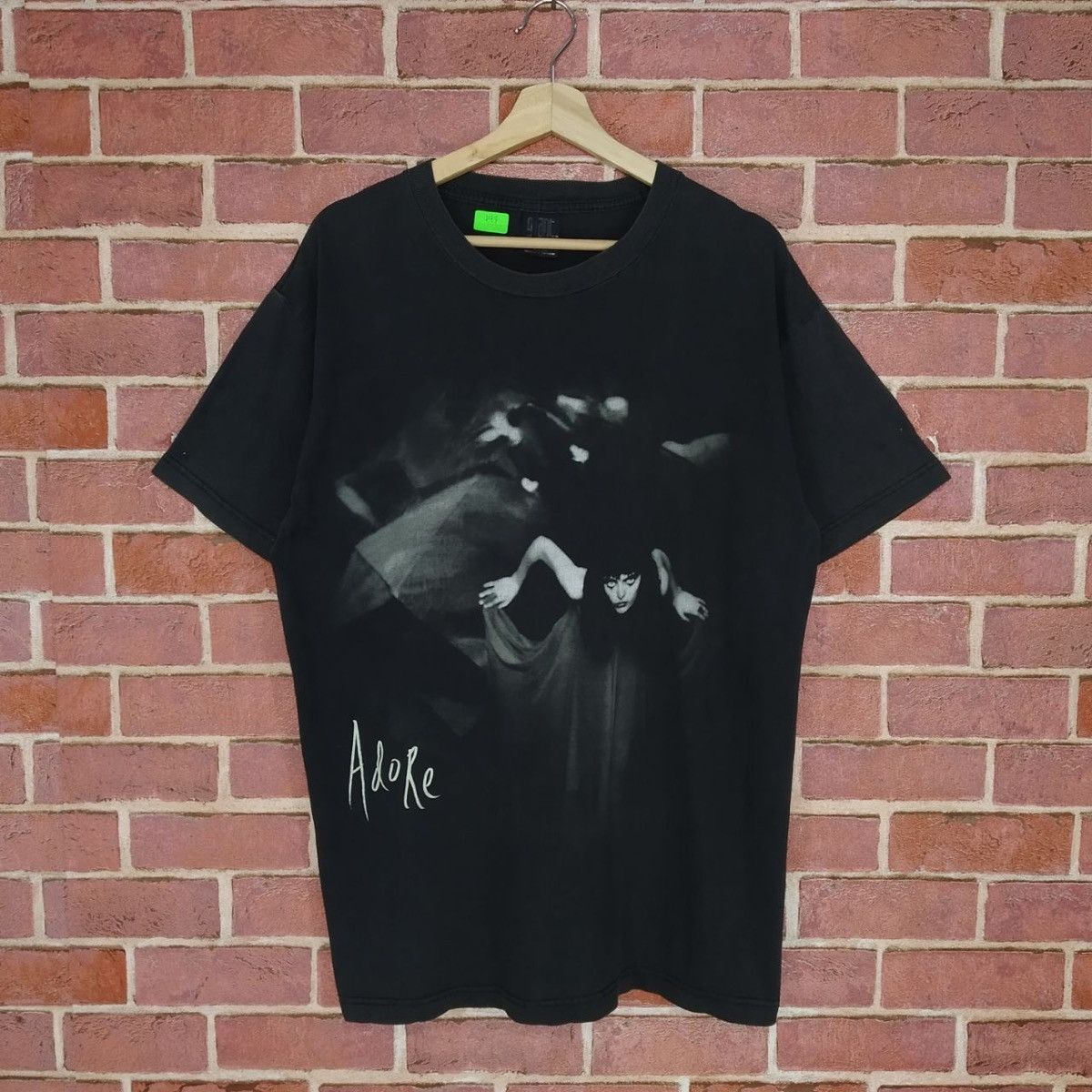 vintage-vintage-90s-the-smashing-pumpkins-adore-tour-98-promo-shirt