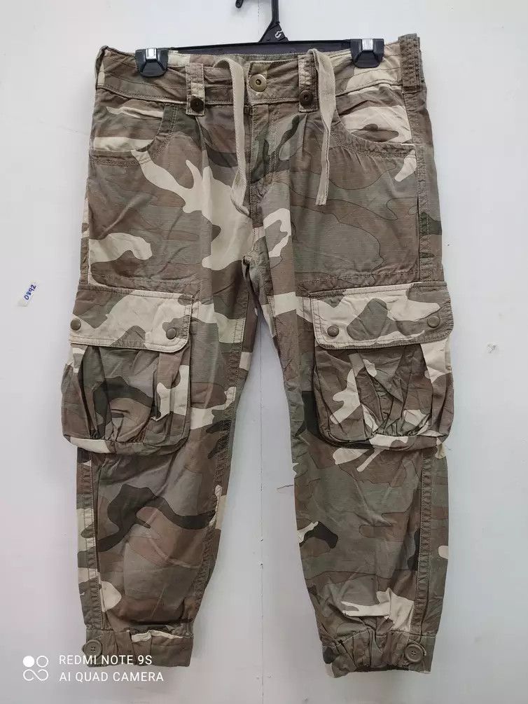 Avirex Avirex Camo Multipocket Utility Cargo Cropped Pants Size US 32 / EU 48 - 1 Thumbnail