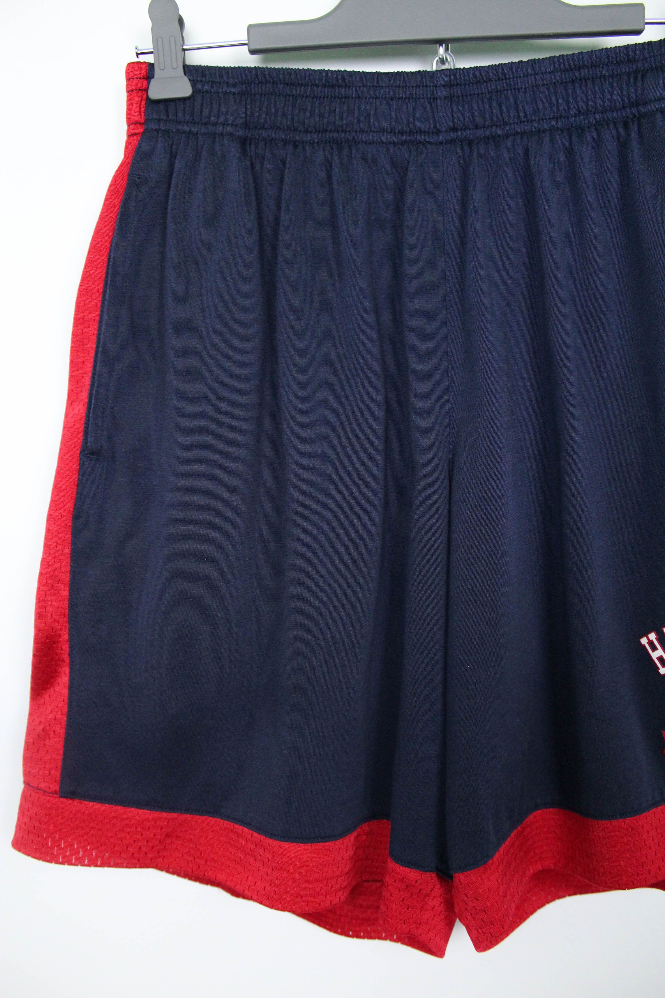 Tommy Hilfiger Hilfiger Athletics Vintage Basketball Shorts S fits like 32 Size US 32 / EU 48 - 3 Thumbnail