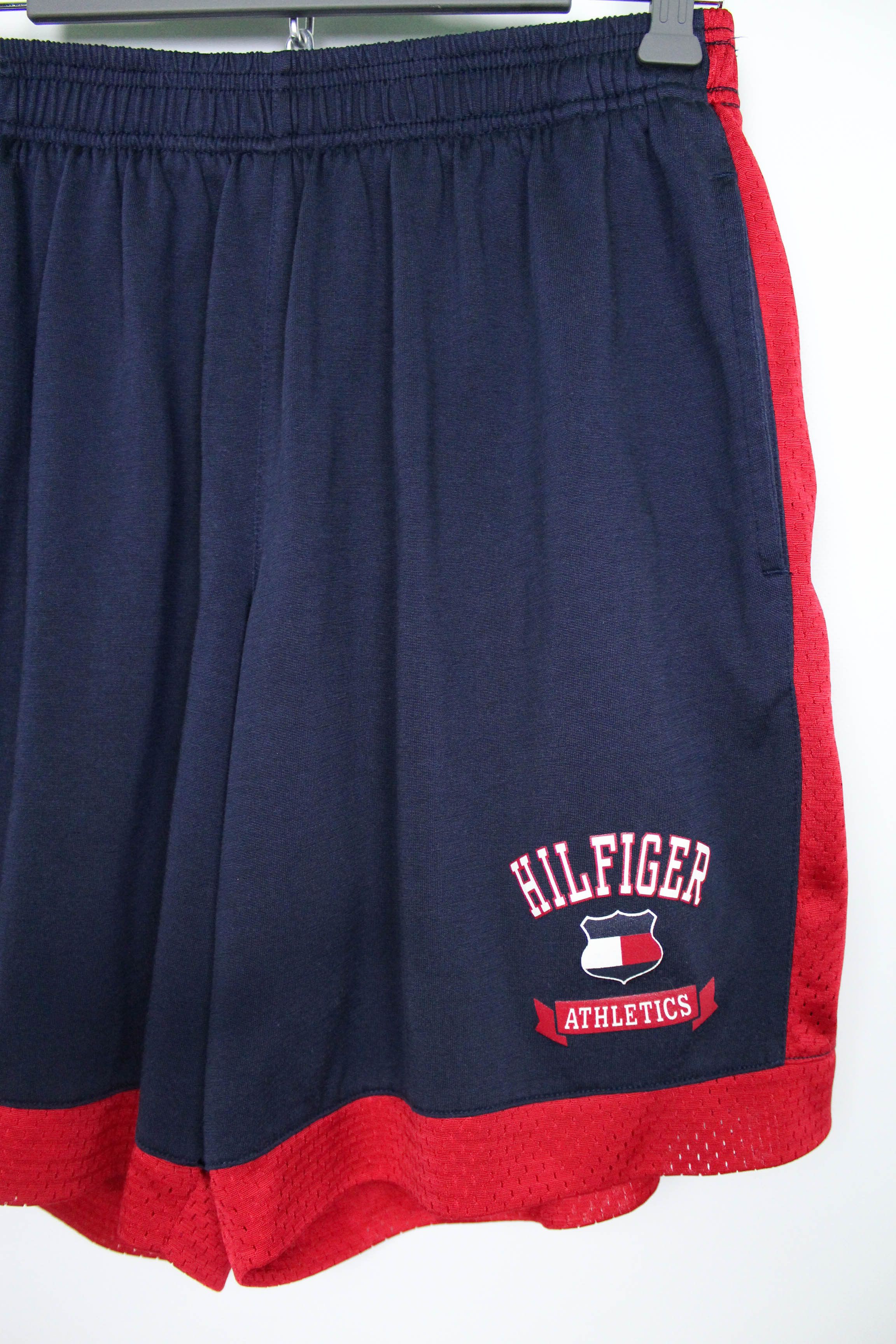 Tommy Hilfiger Hilfiger Athletics Vintage Basketball Shorts S fits like 32 Size US 32 / EU 48 - 4 Thumbnail