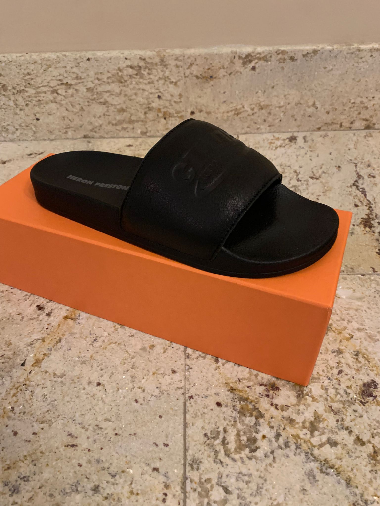 Heron Preston Logo Slider in Black Size US 12 / EU 45 - 9 Thumbnail