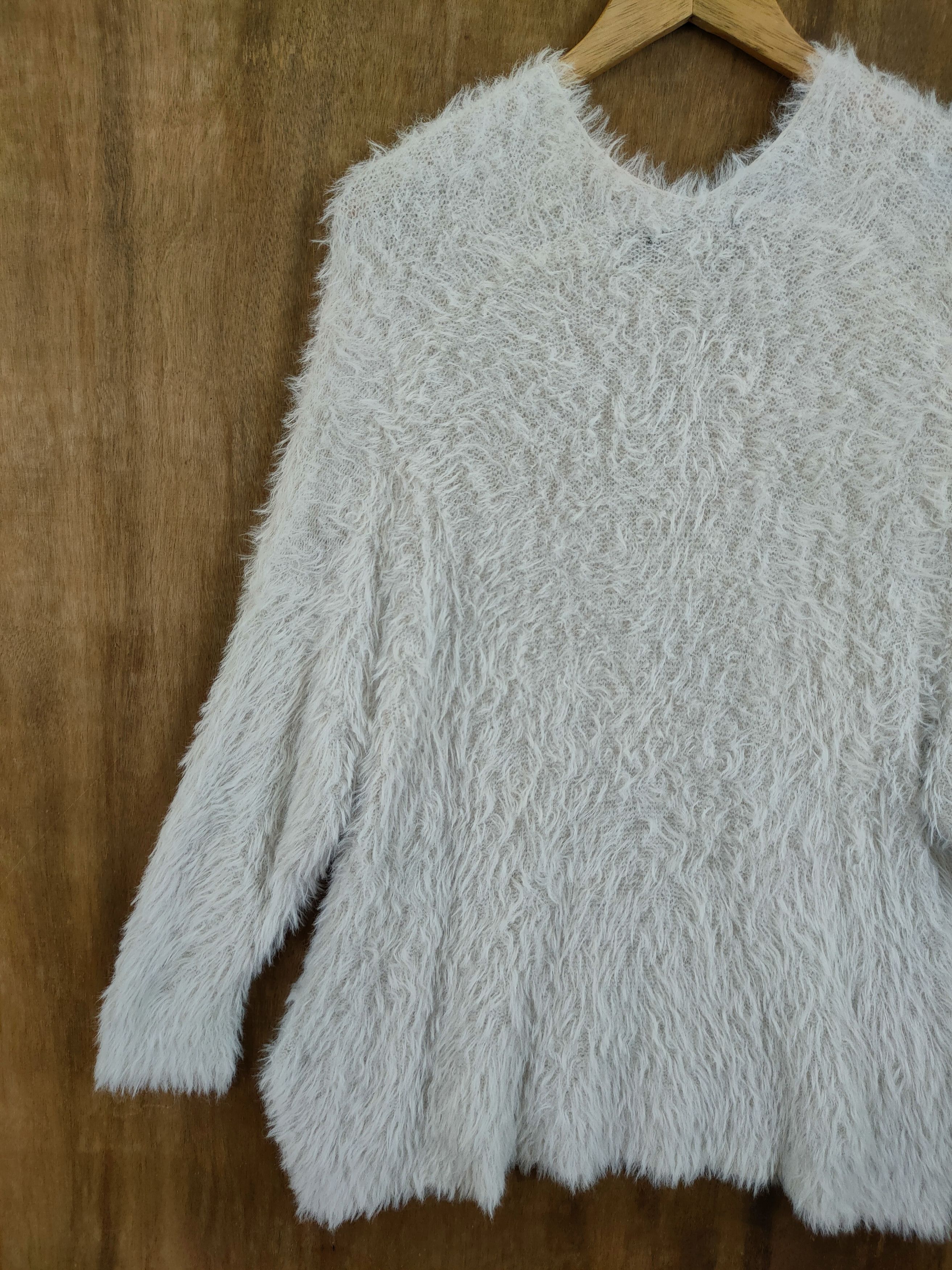 Japanese Brand D Alicia PageBoy mohair shag shaggy fur knitwear #46-968 Size L / US 10 / IT 46 - 10 Thumbnail