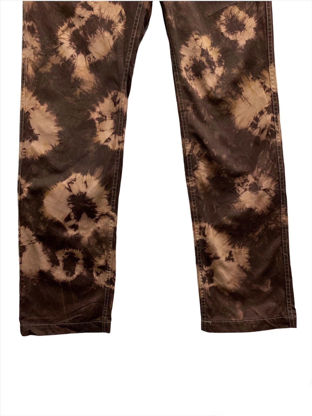 Bleach × DENIM TEARS × Uniqlo Rare‼️ Uniqlo Tye Die Acid Wash Tears Style Khakis Pant Size US 34 / EU 50 - 4 Thumbnail