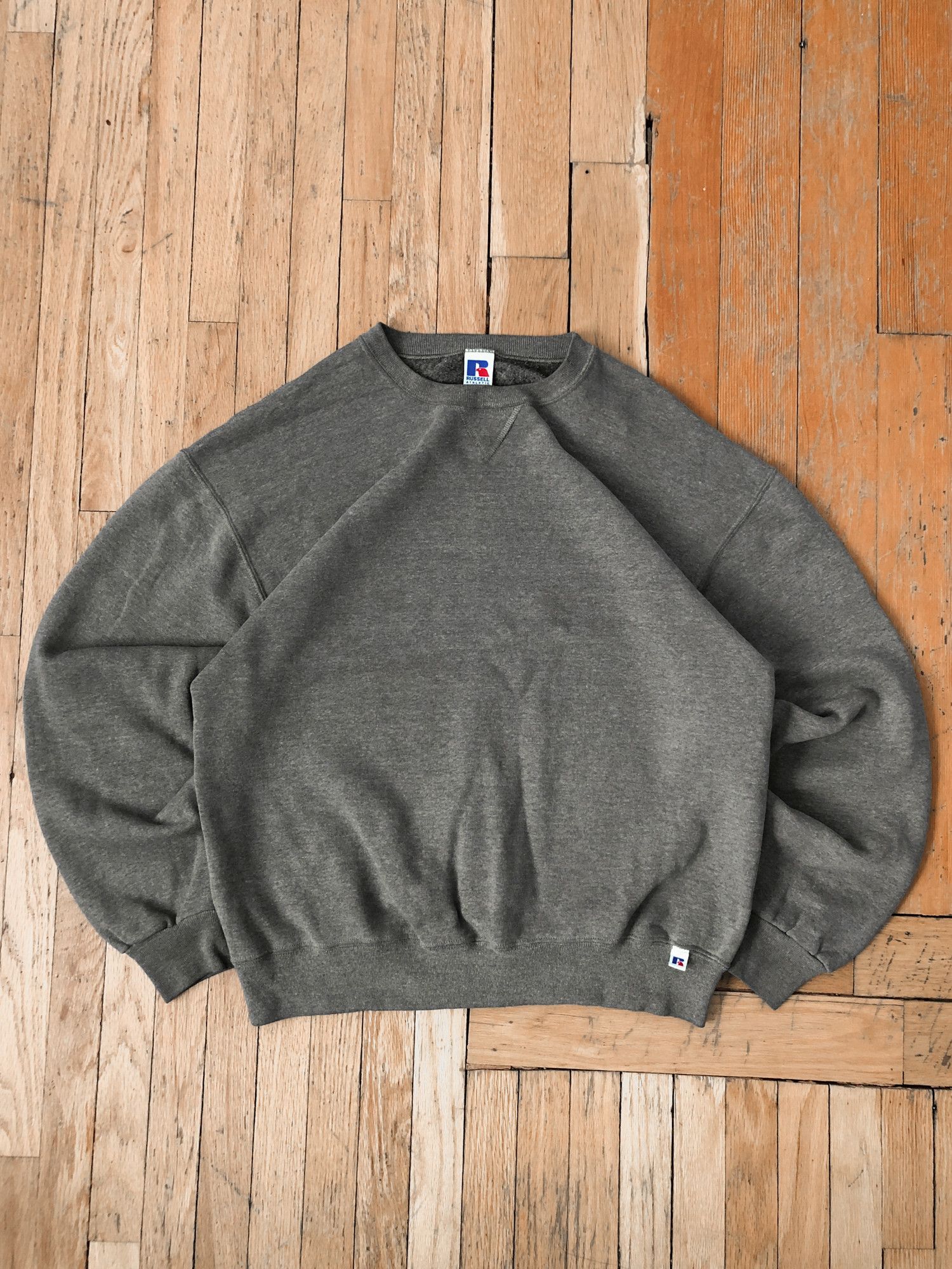 Russell Athletic × Vintage 90s Boxy Faded Mud Green Russell Athletic Sweatshirt Size US L / EU 52-54 / 3 - 2 Thumbnail