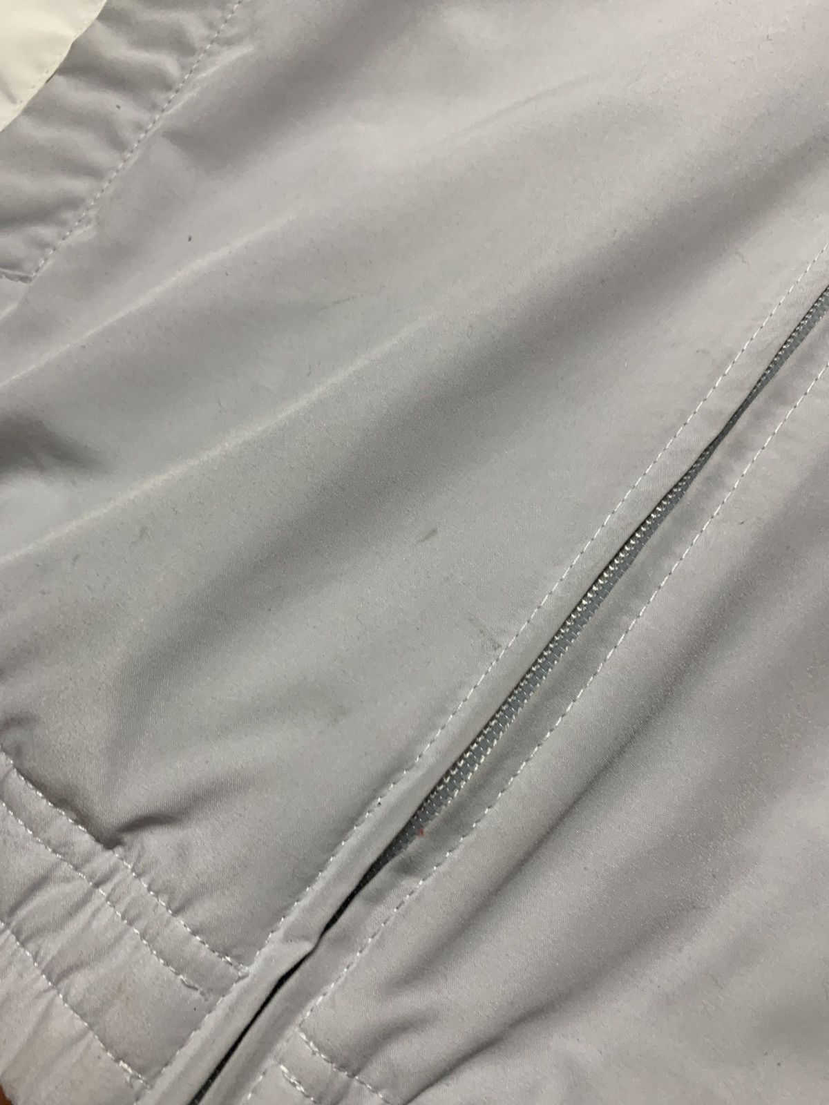 Nike × Vintage Vintage Nike track jacket logo size L Size US L / EU 52-54 / 3 - 6 Thumbnail