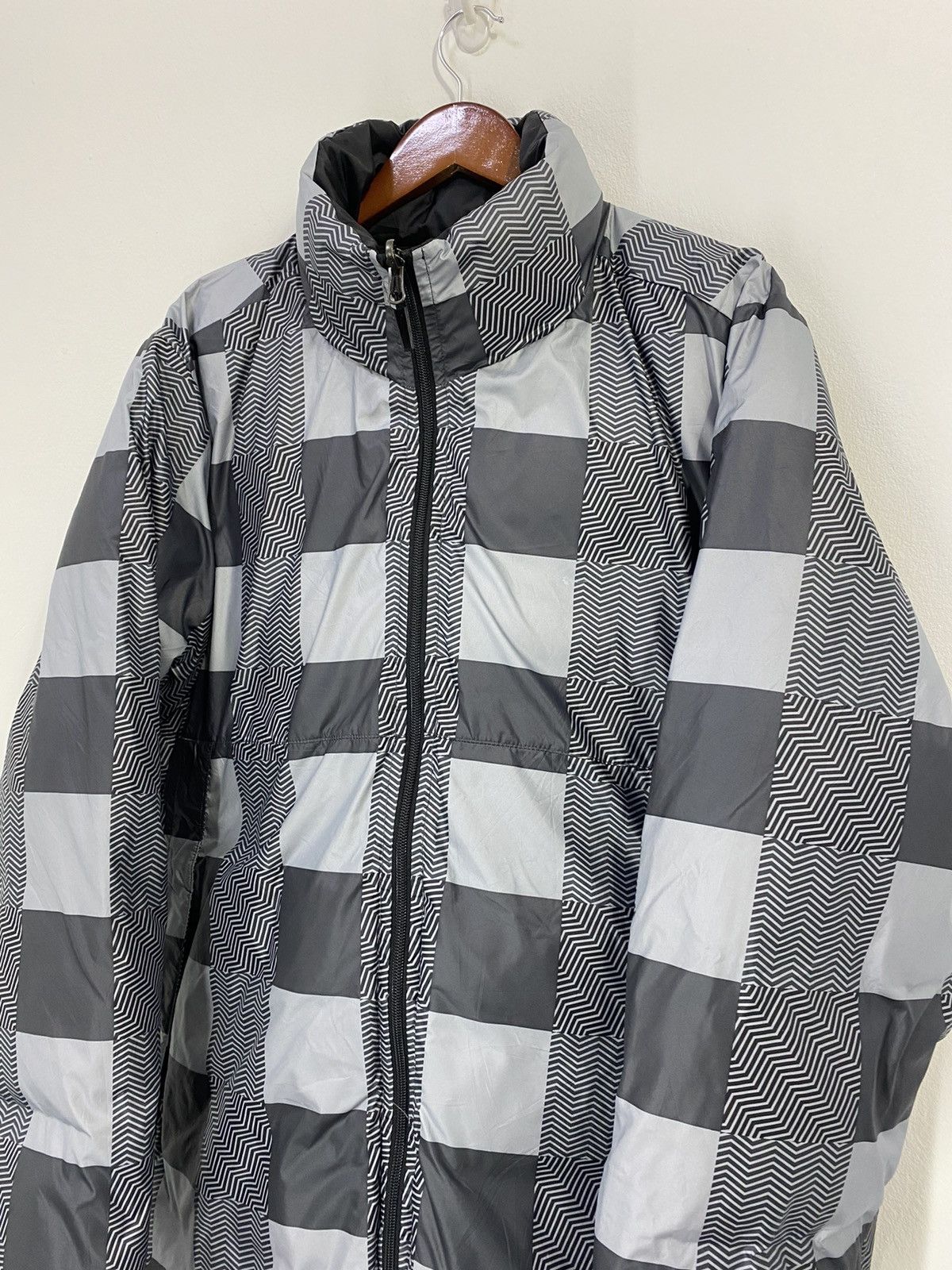Nike Nike Puffer Jacket Riversible Design Two Tone Color Size US XL / EU 56 / 4 - 6 Thumbnail