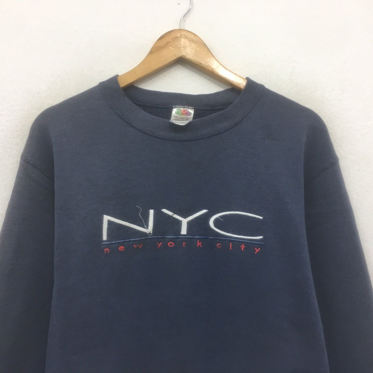 Fruit Of The Loom Vintage NYC Sweatshirt Biglogo Spellout NYC New York City Size US M / EU 48-50 / 2 - 2 Thumbnail