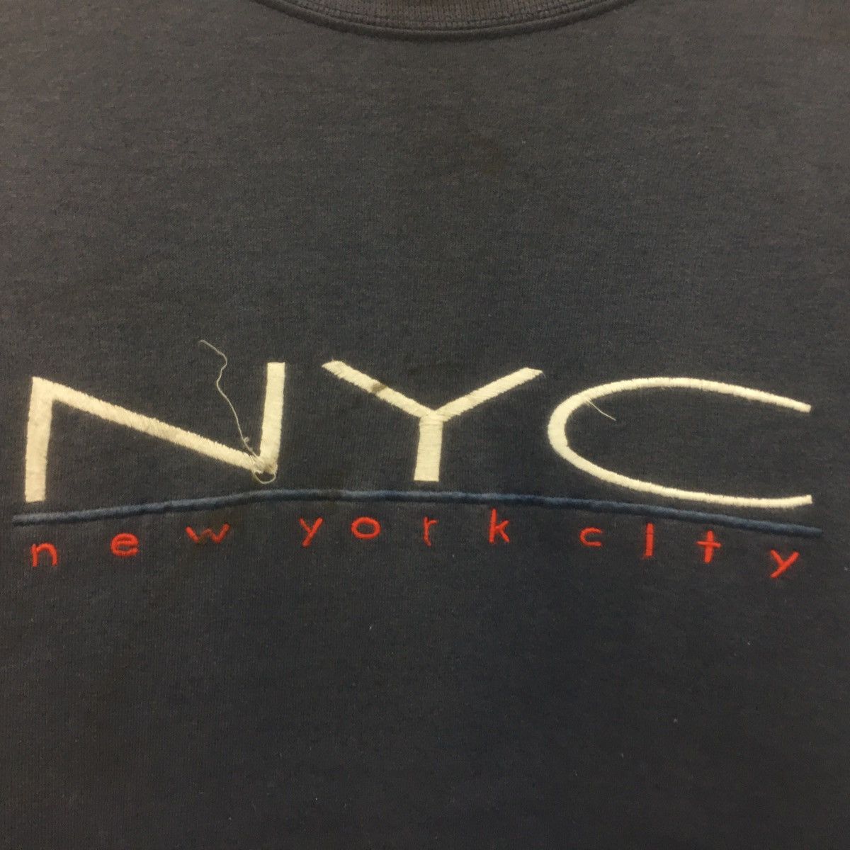 Fruit Of The Loom Vintage NYC Sweatshirt Biglogo Spellout NYC New York City Size US M / EU 48-50 / 2 - 3 Thumbnail