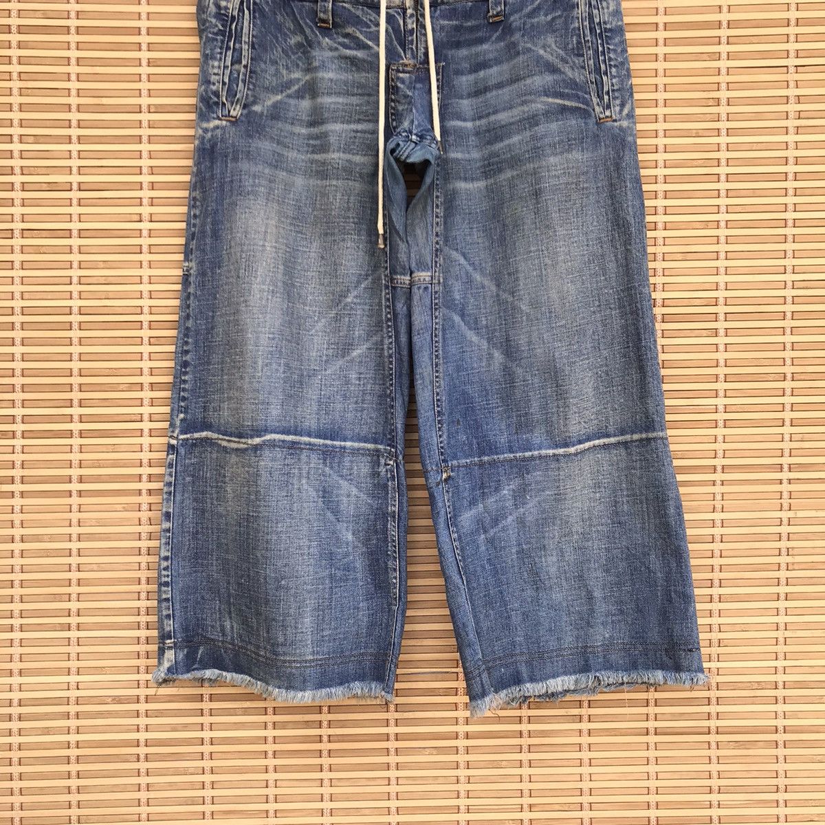 Andrew Mackenzie VINTAGE Andrew Mackenzie Distressed denim double waist strap Size US 35 - 2 Thumbnail