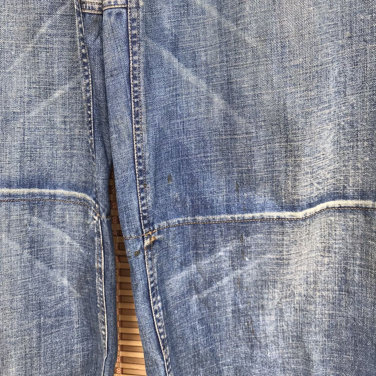 Andrew Mackenzie VINTAGE Andrew Mackenzie Distressed denim double waist strap Size US 35 - 8 Thumbnail