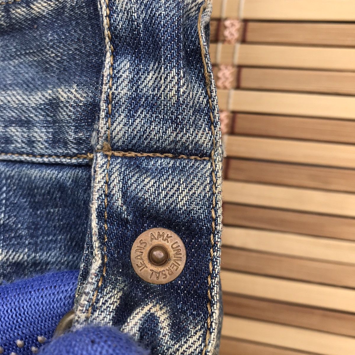 Andrew Mackenzie VINTAGE Andrew Mackenzie Distressed denim double waist strap Size US 35 - 12 Thumbnail