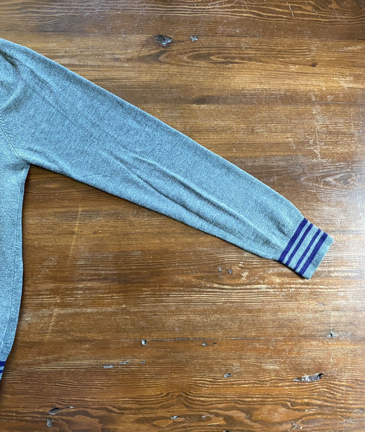 Fred Perry Vintage 90’s Fred Perry V-Neck Cable Knit Collar Sweater Size US M / EU 48-50 / 2 - 11 Thumbnail