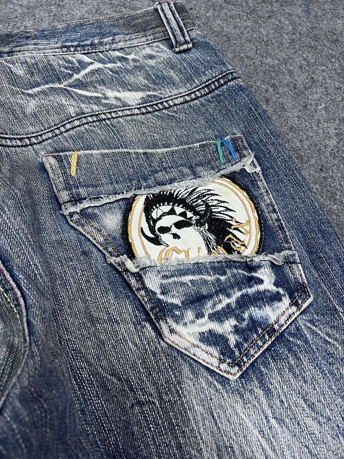 Japanese Brand THRASHED JAPANESE BRAND DISTRESSED DENIM PANT Size US 34 / EU 50 - 10 Thumbnail