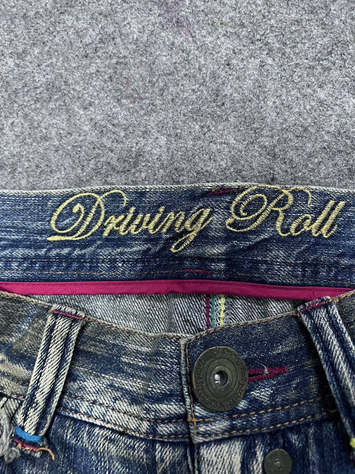 Japanese Brand THRASHED JAPANESE BRAND DISTRESSED DENIM PANT Size US 34 / EU 50 - 12 Thumbnail