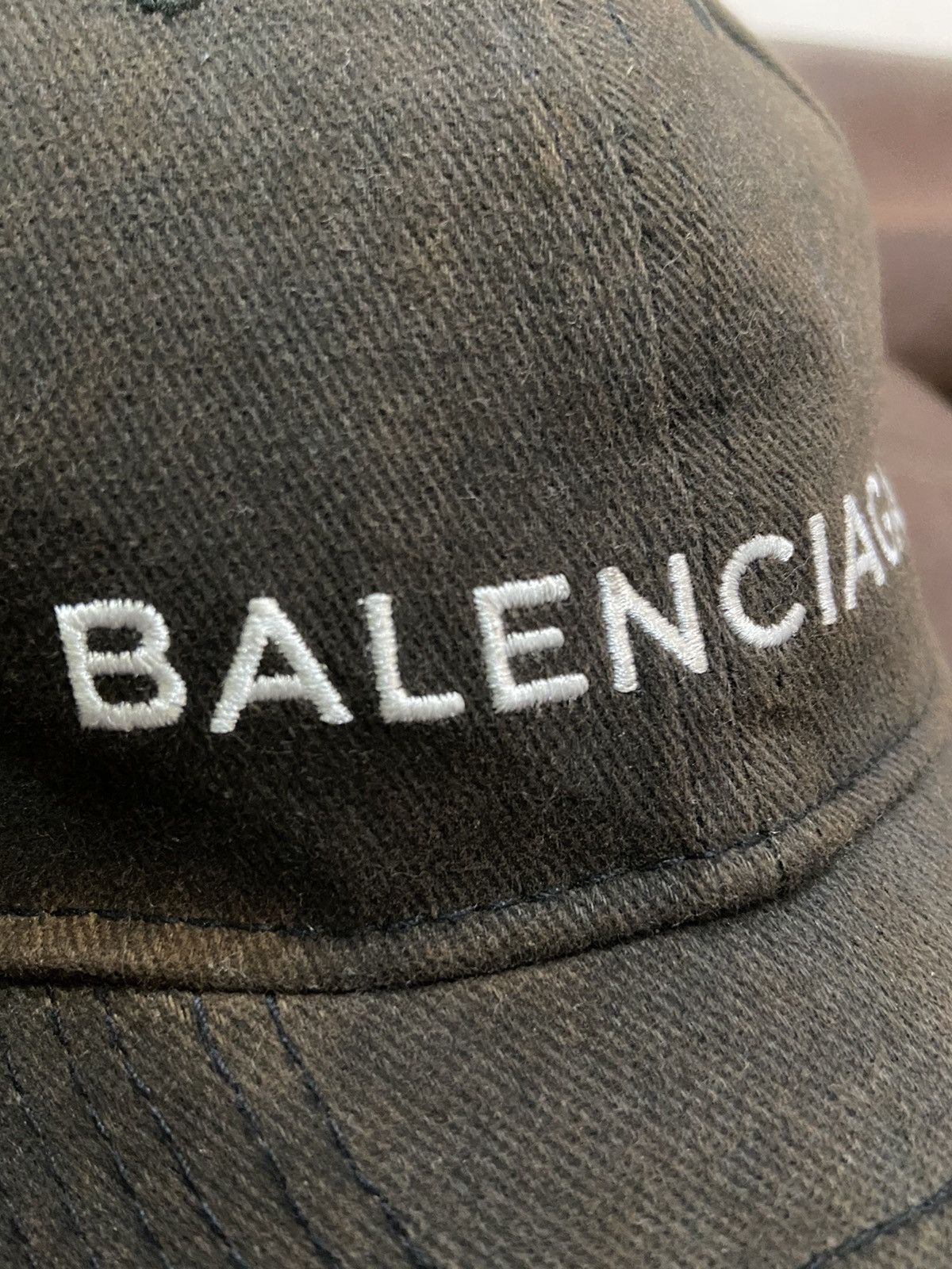 Balenciaga Balenciaga Logo Worn Cap Size ONE SIZE - 7 Thumbnail