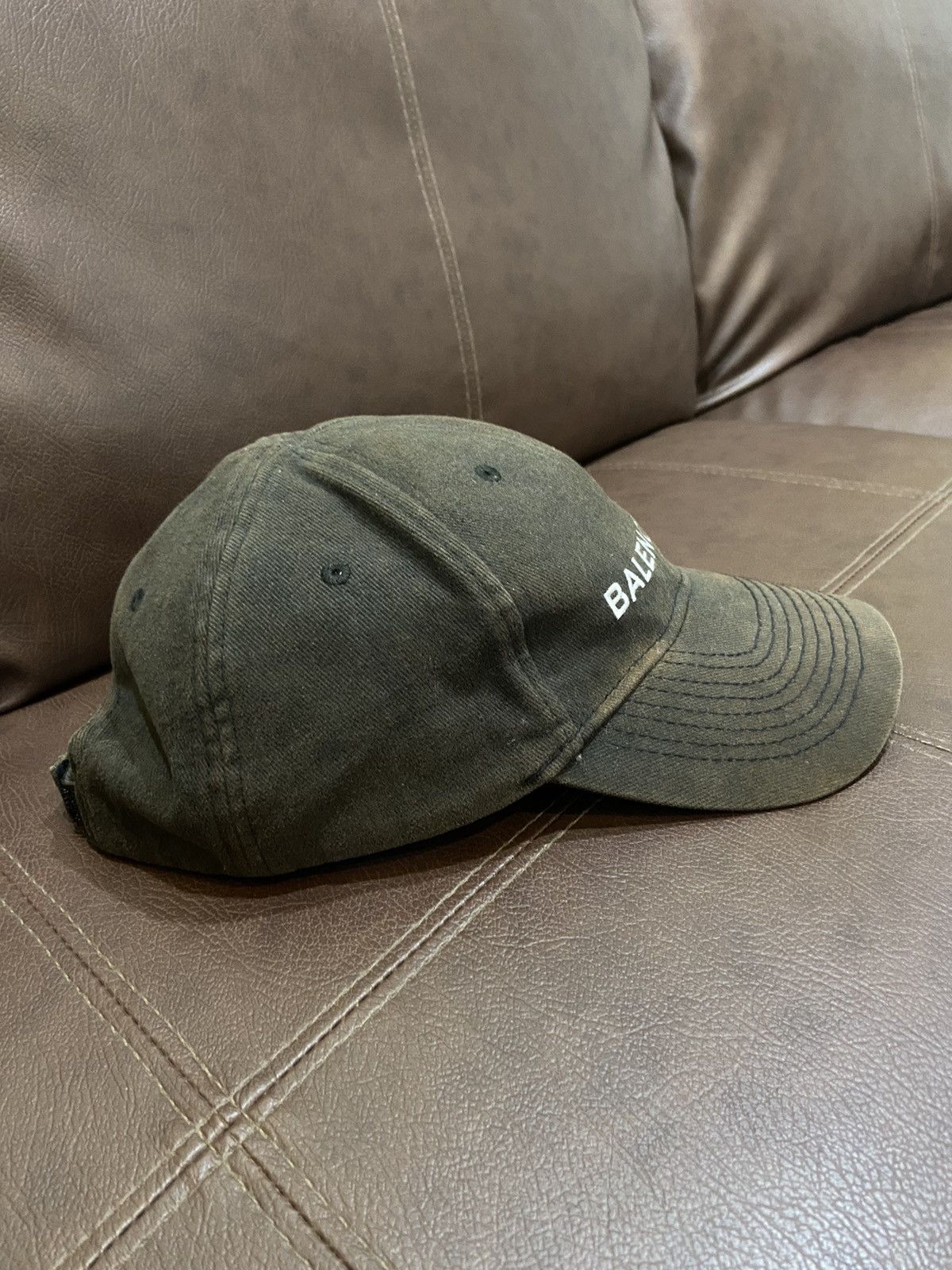 Balenciaga Balenciaga Logo Worn Cap Size ONE SIZE - 3 Thumbnail