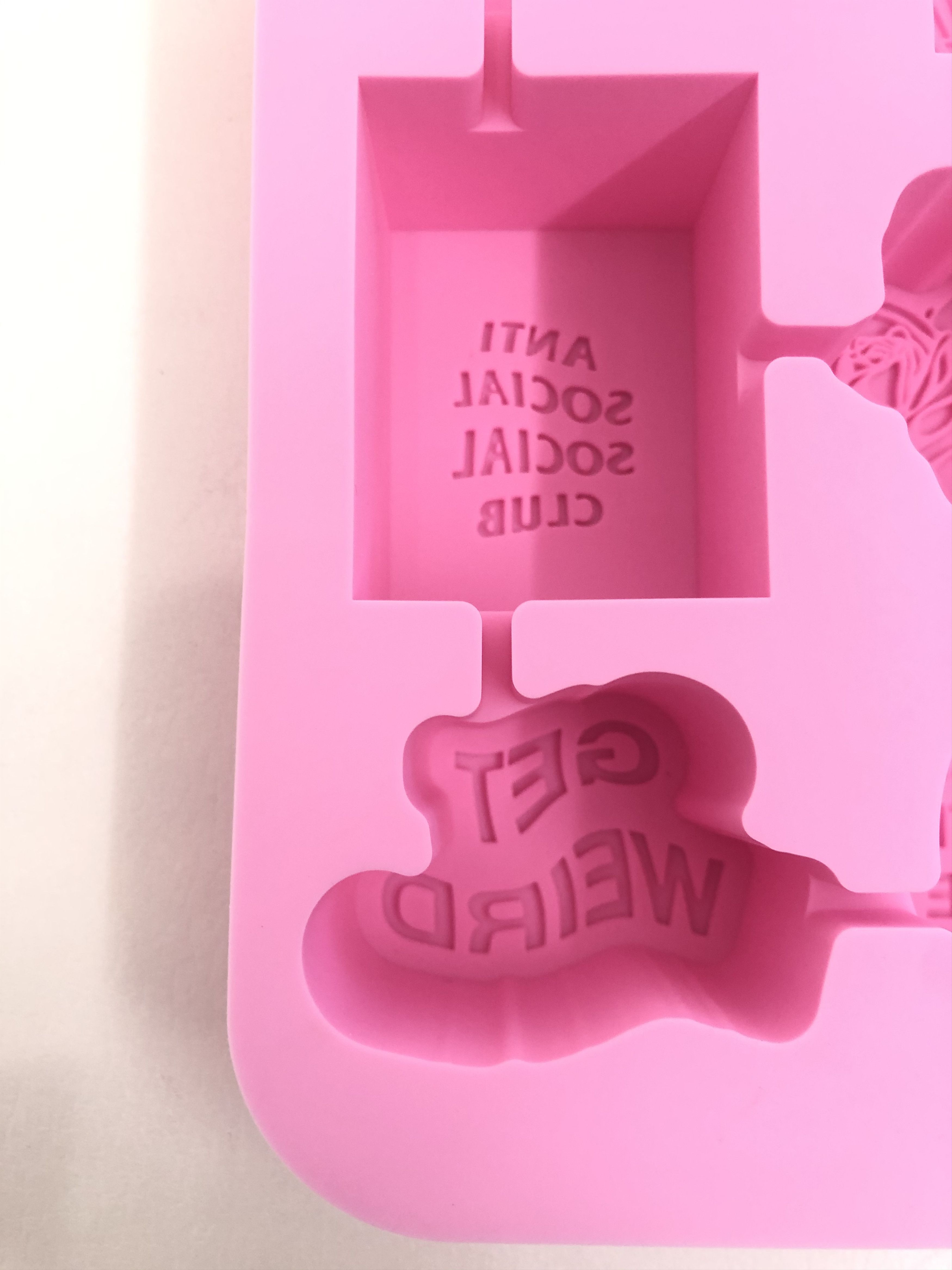 Anti Social Social Club DS ASSC Pink Ice Rink Ice Maker Tray Supreme CPFM Bape Kith Size ONE SIZE - 6 Thumbnail